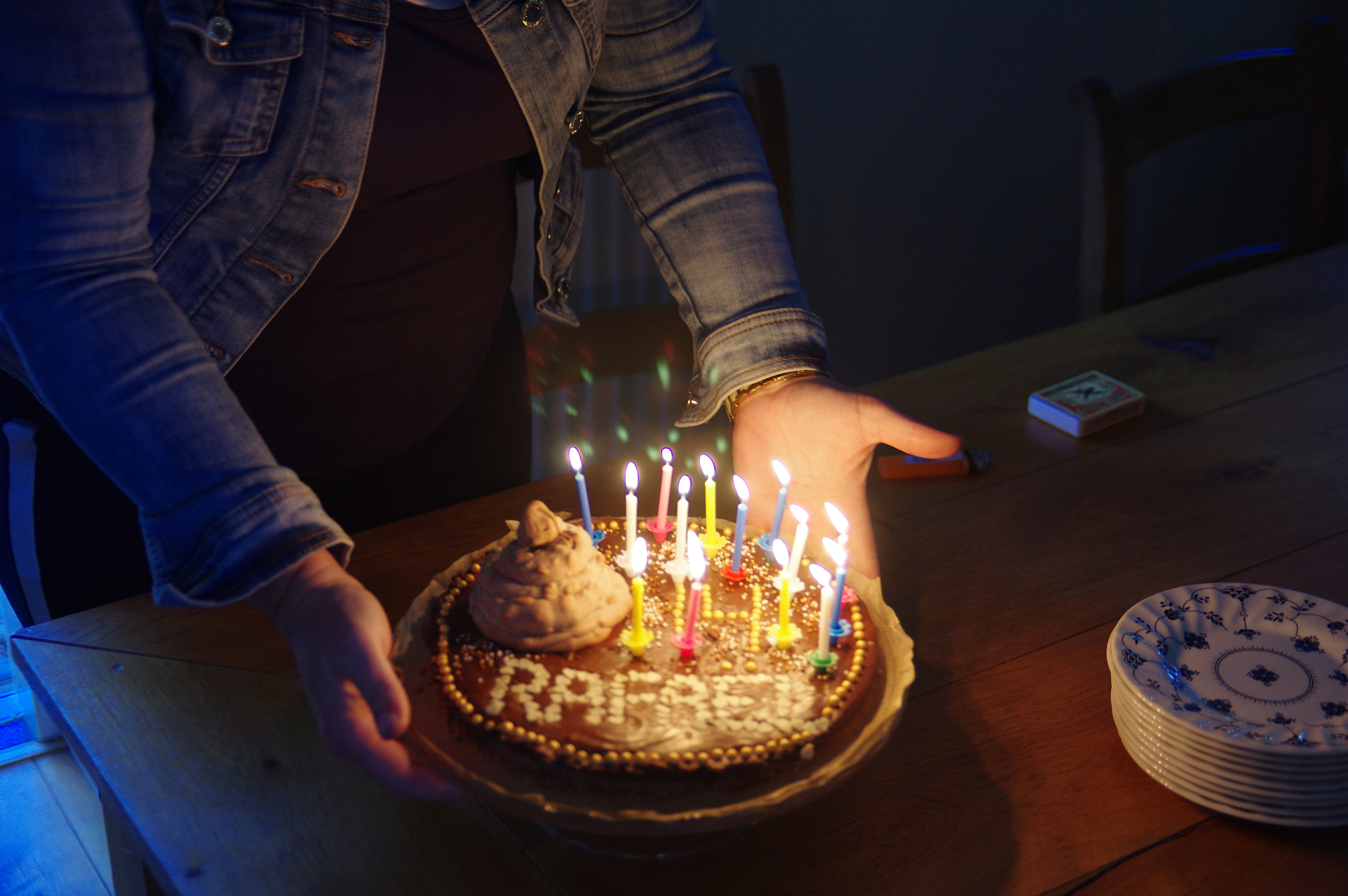 异地老公送女儿生日祝福：浓浓爱意，永远陪伴