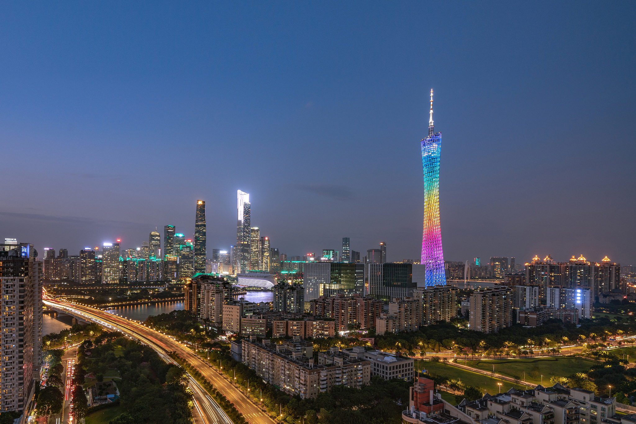 广州户外广告案例：如何影响城市发展？