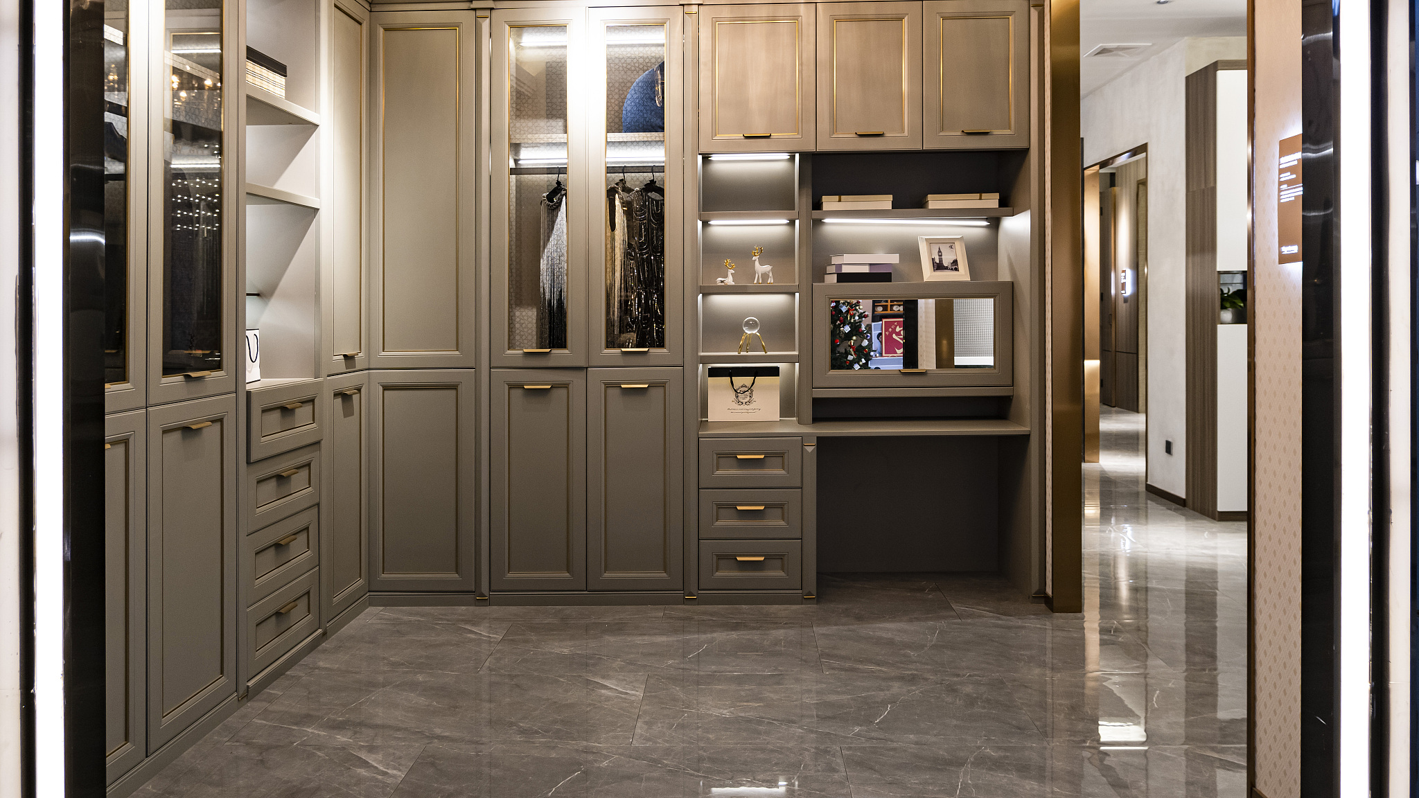 A爱尚全屋定制口碑怎么样帮我用100字详细描述