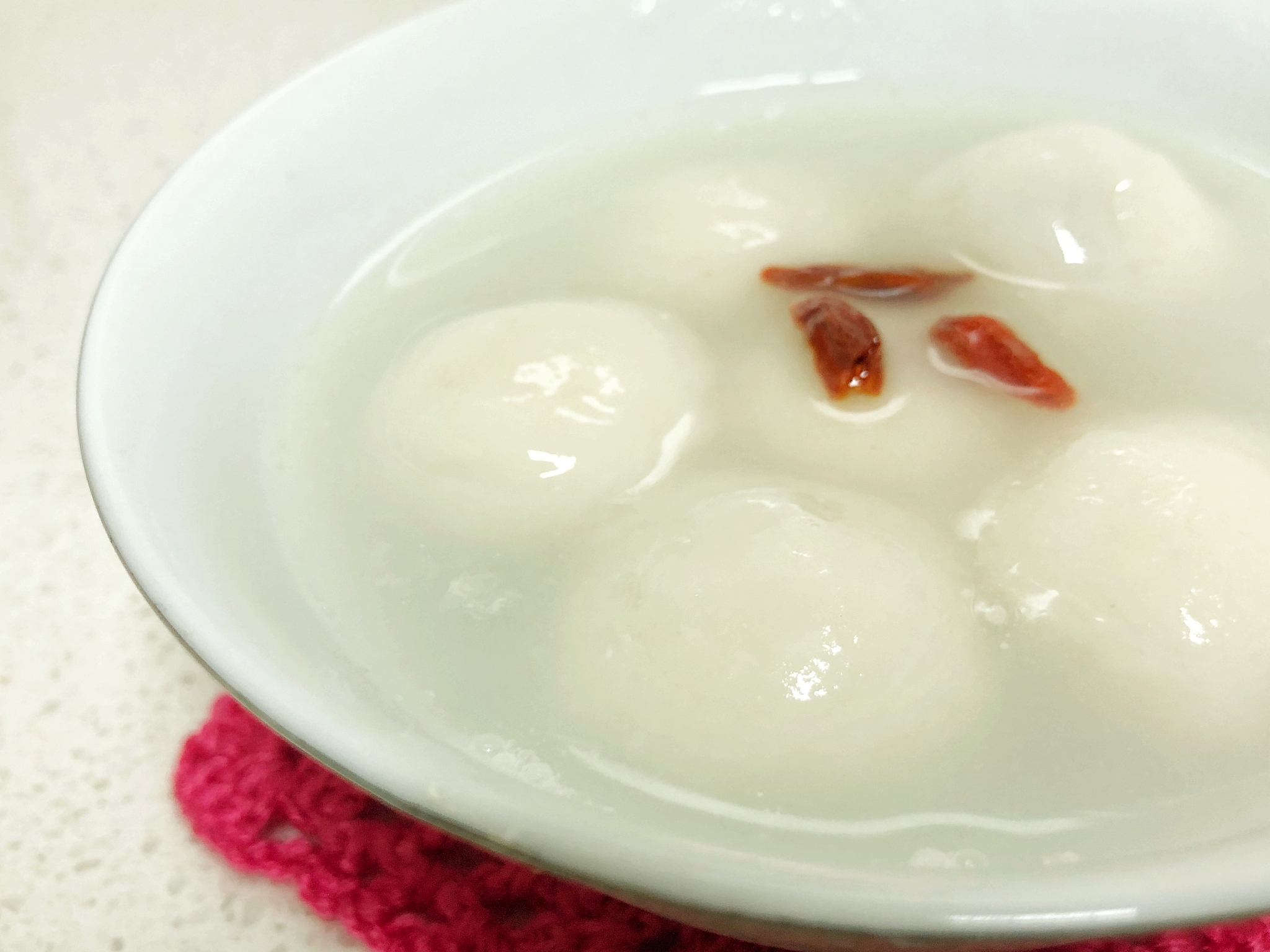 元宵和汤圆是一回事吗？