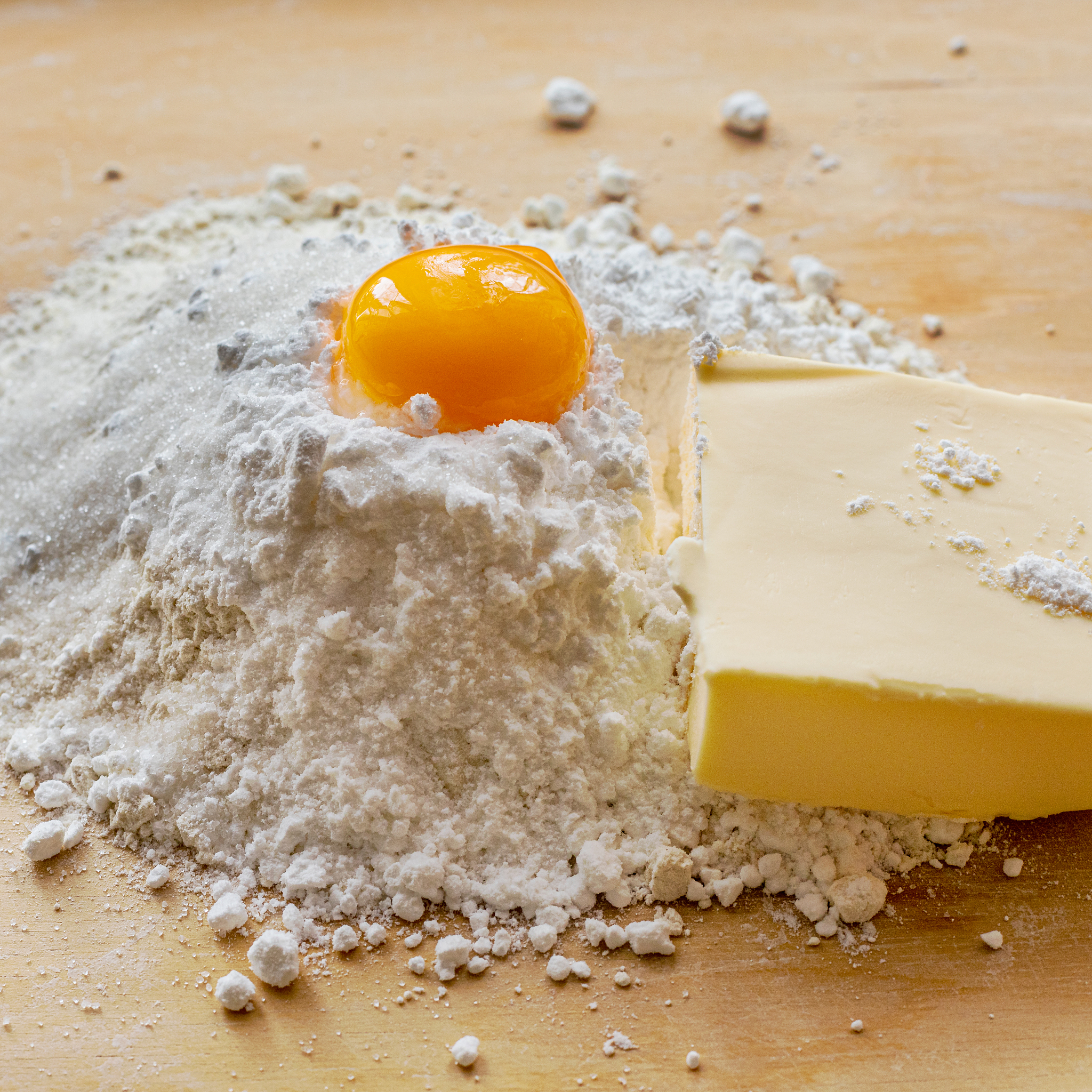 发酵粉的主要成分：碳酸氢钠 (NaHCO3) 和其作用