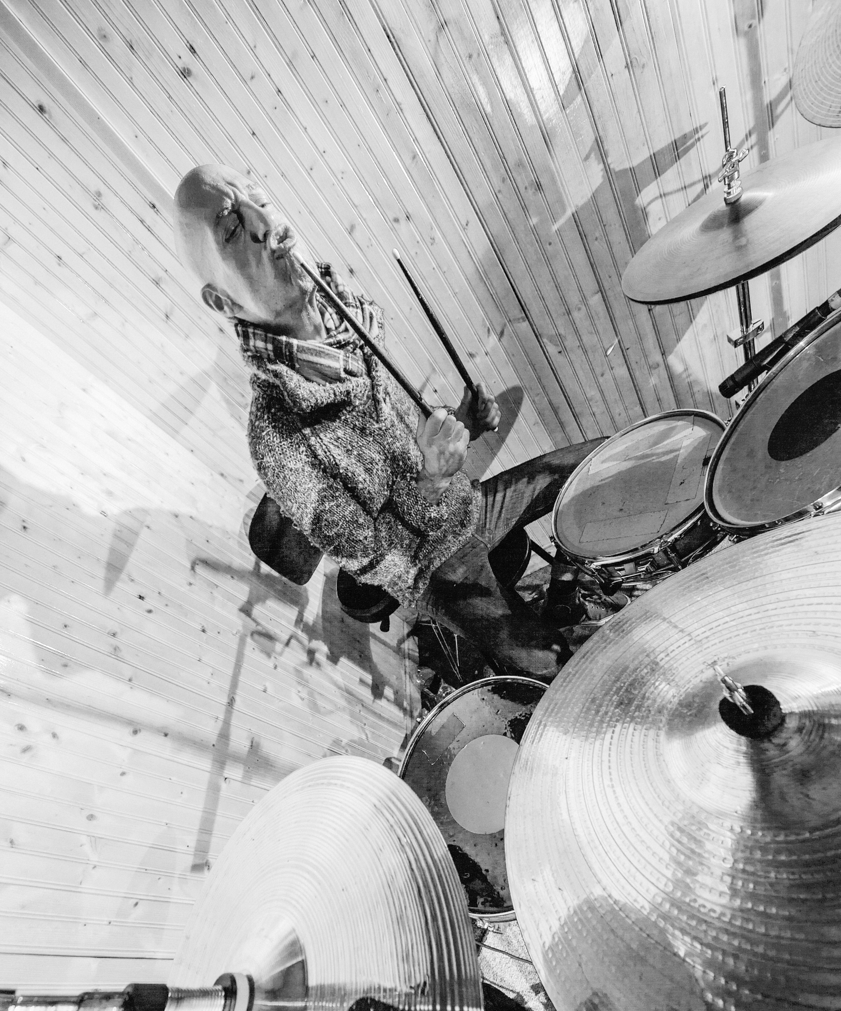 巴巴托斯：非洲鼓乐大师，西方鼓乐先驱