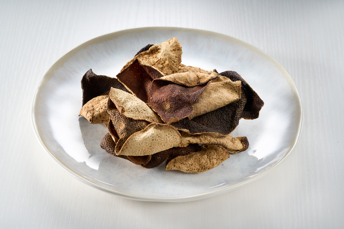 化橘红片泡水喝的功效与作用及禁忌 | 改善消化、降血压、助眠等