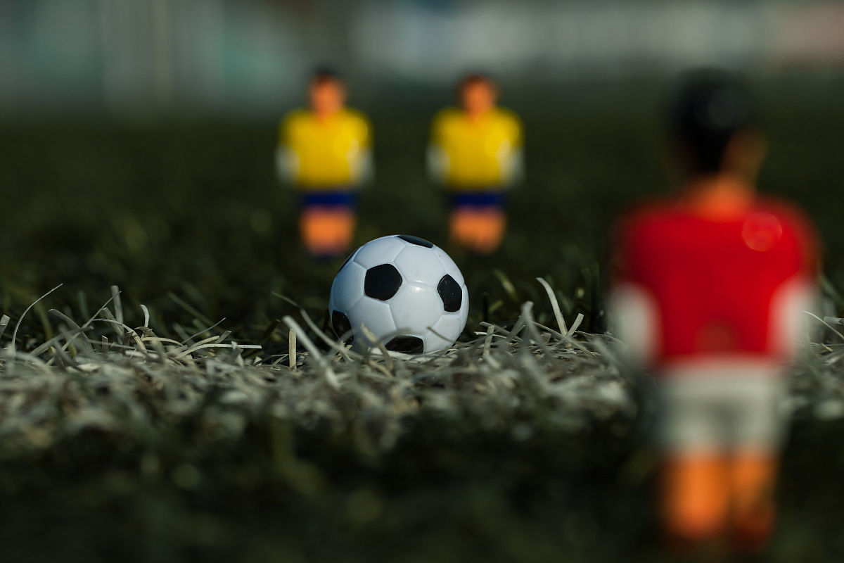 足球的魅力与影响：一场精彩的演讲稿