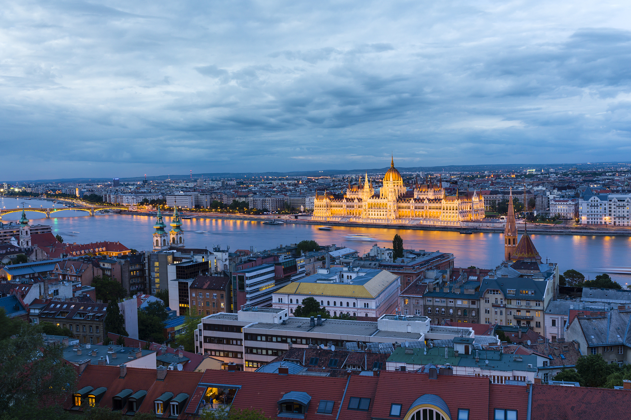 hungarian parliament building