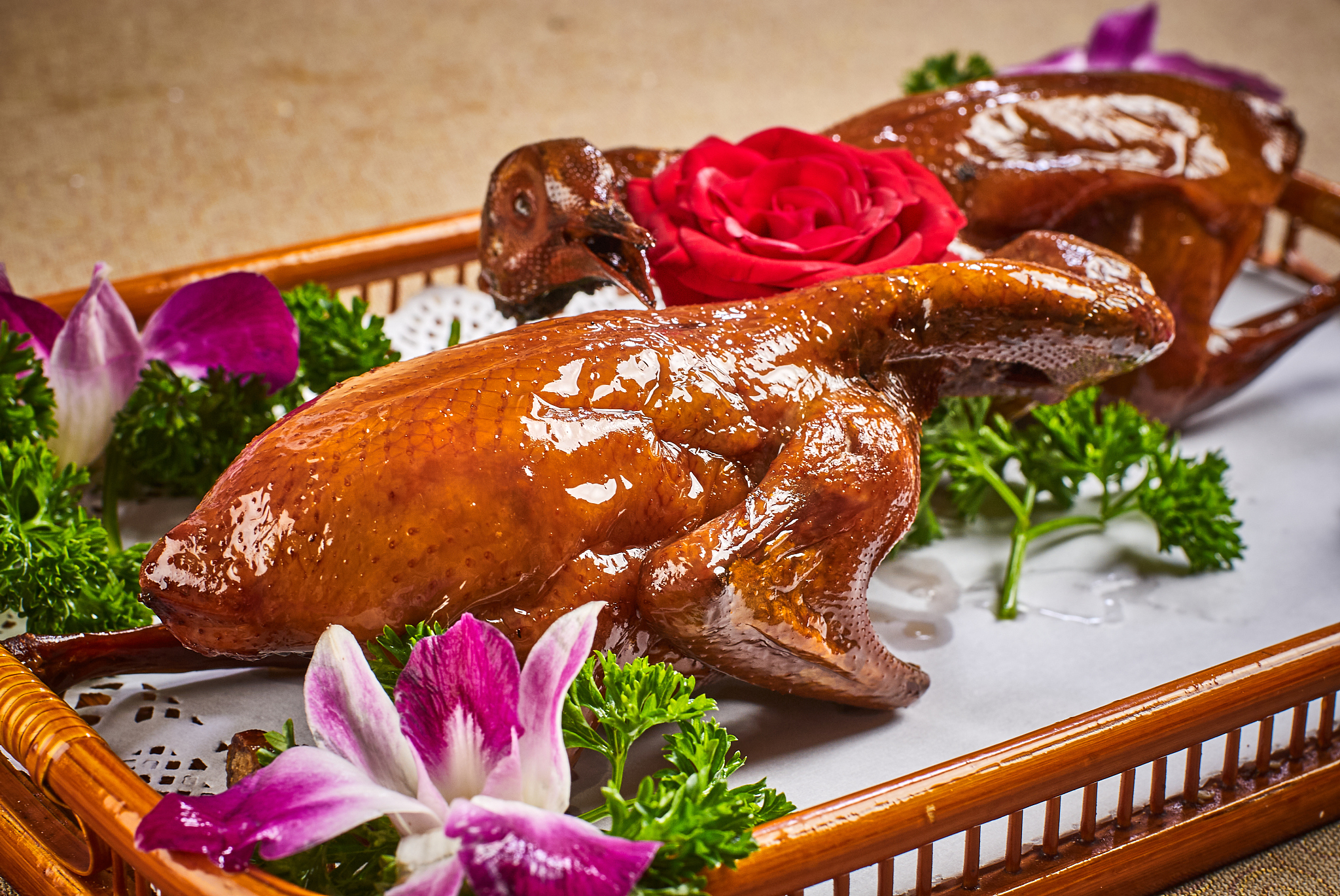 锡纸烤鸽子食谱：简单易做，美味营养