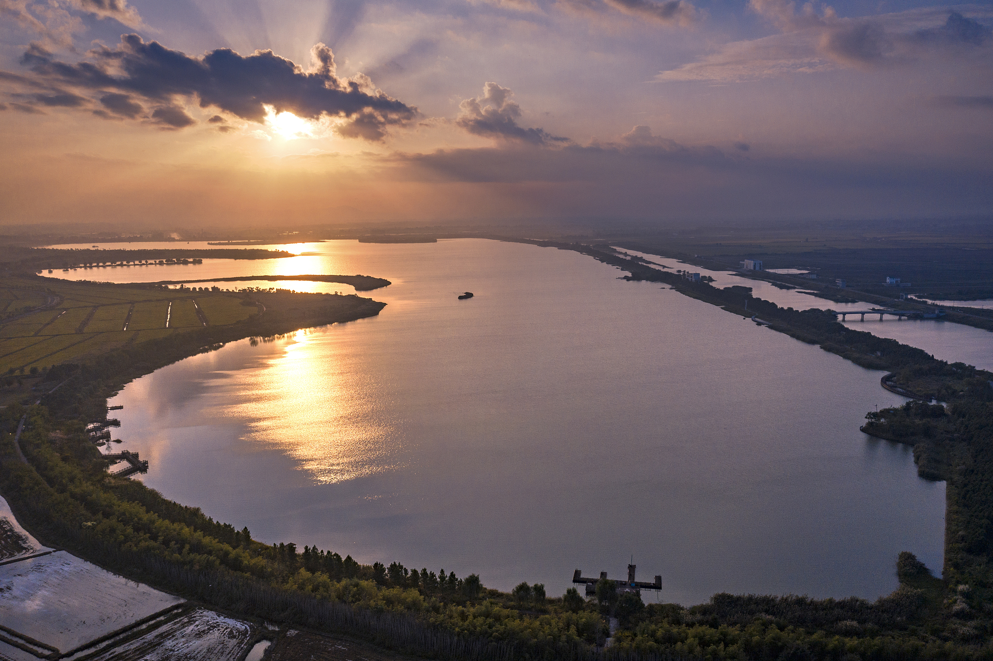 写一篇生活中的小确幸：寻找快乐的秘密
