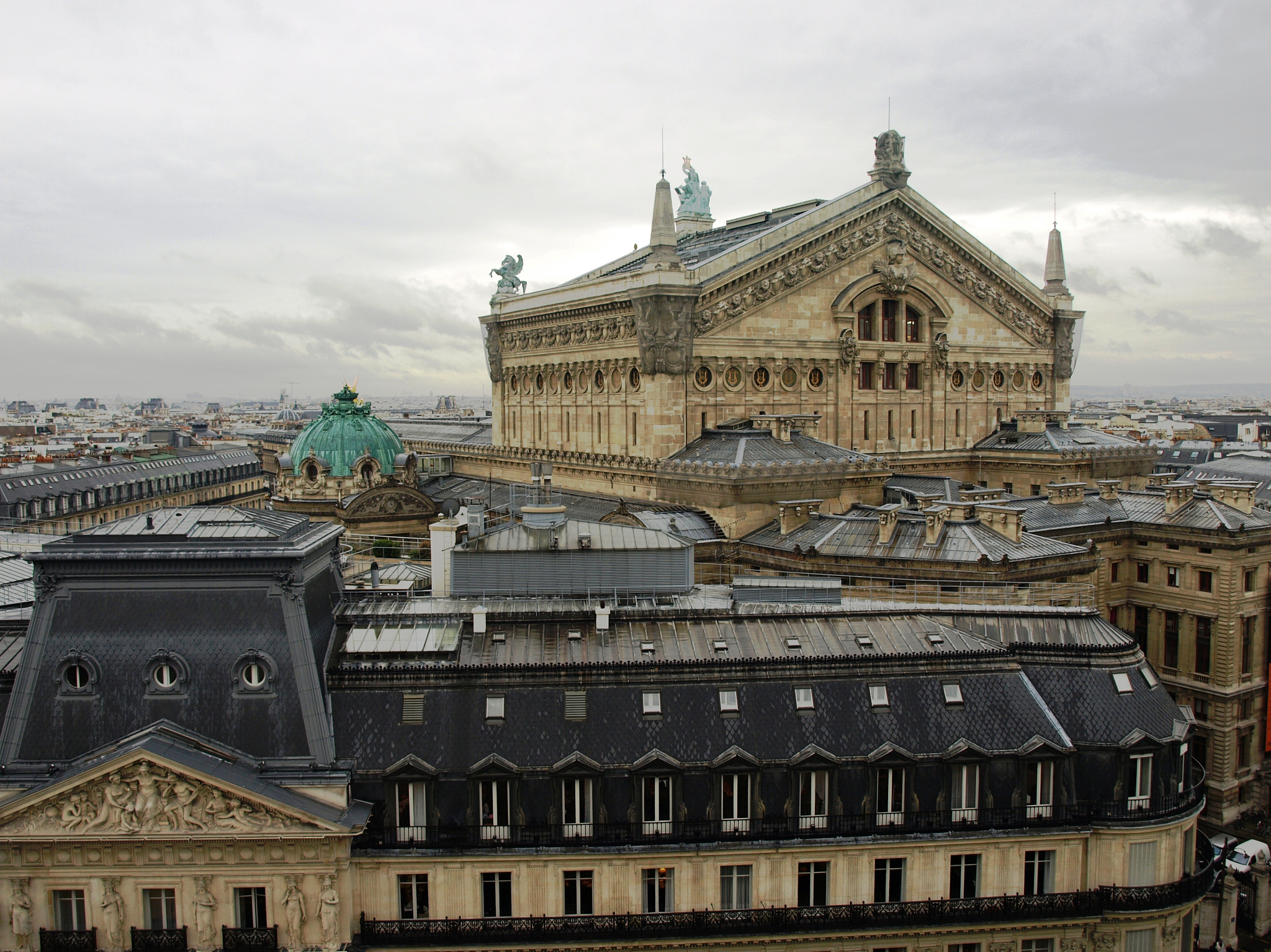 法国：欧洲的浪漫国度，历史文化与经济的交汇点