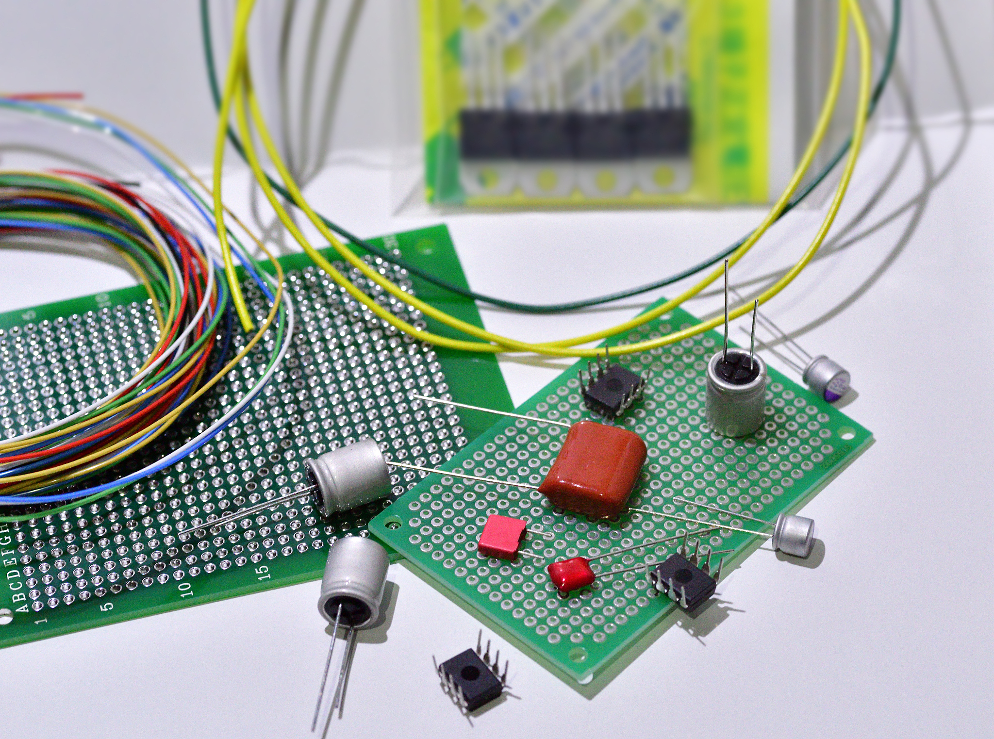 电声互易原理概述：声音与电信号的相互转化