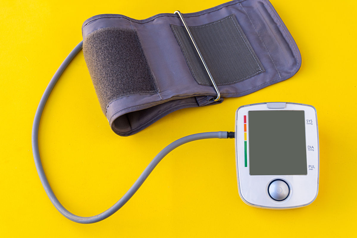 血压仪必备零件清单：从袖带到电源适配器