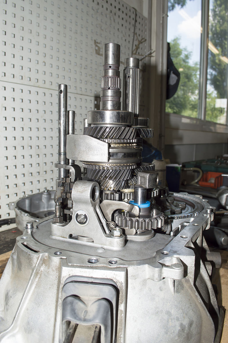 安装万能铣削头的现立卧转换的？