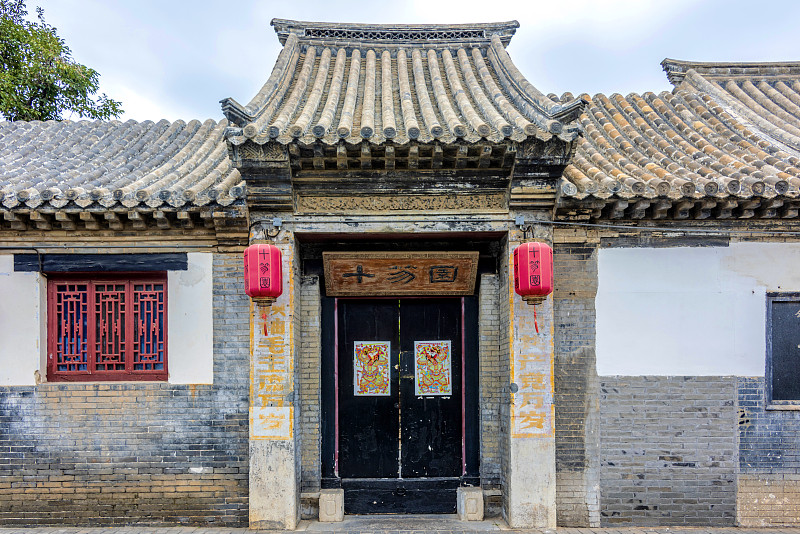 潍坊商业学校地址及乘车路线 - 详细交通指南