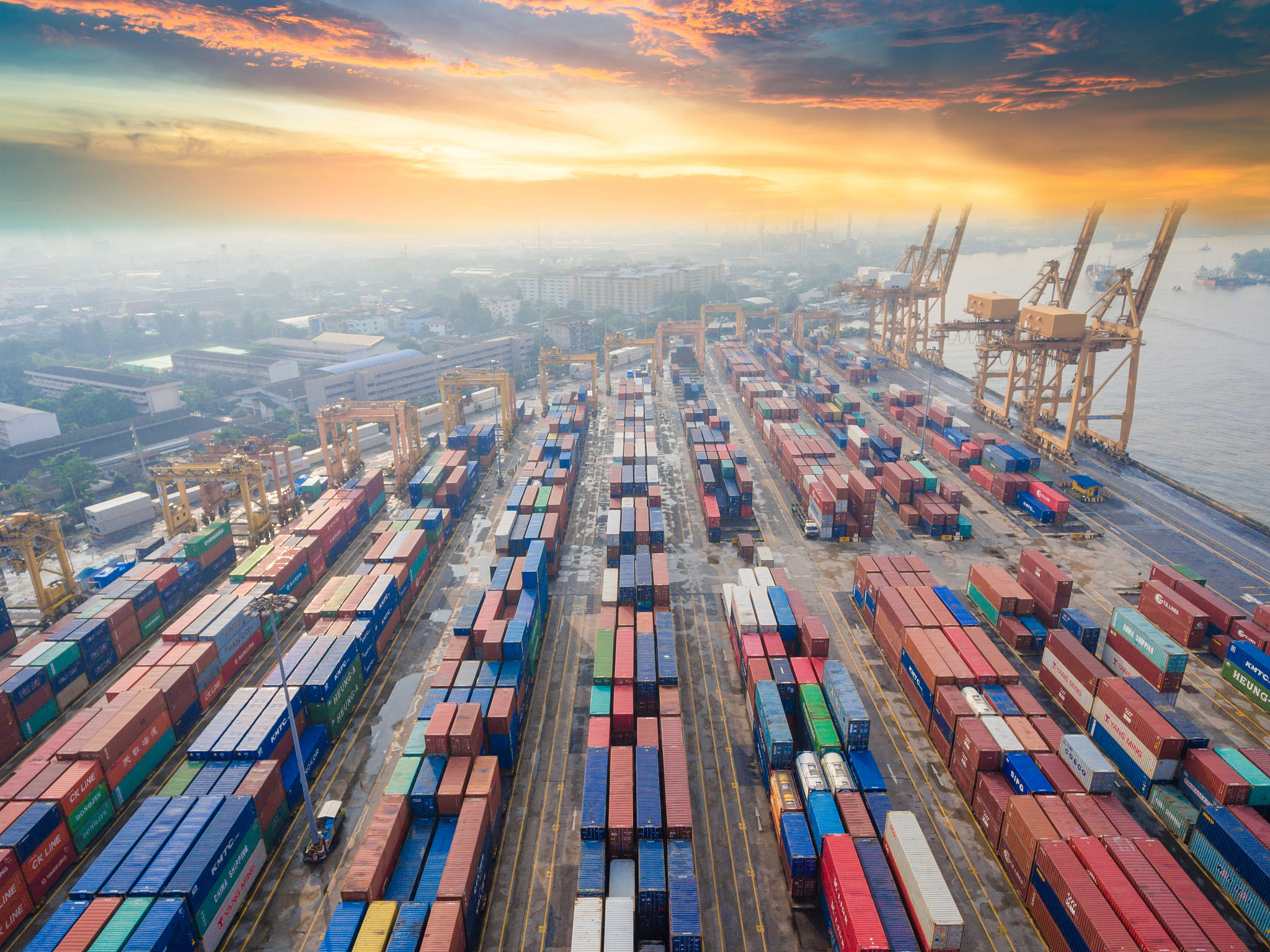 贵州物流服务与管理专业学校推荐：这几所学校别错过！