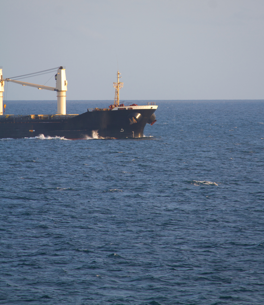 美国在公海扣押他国船只的法律依据