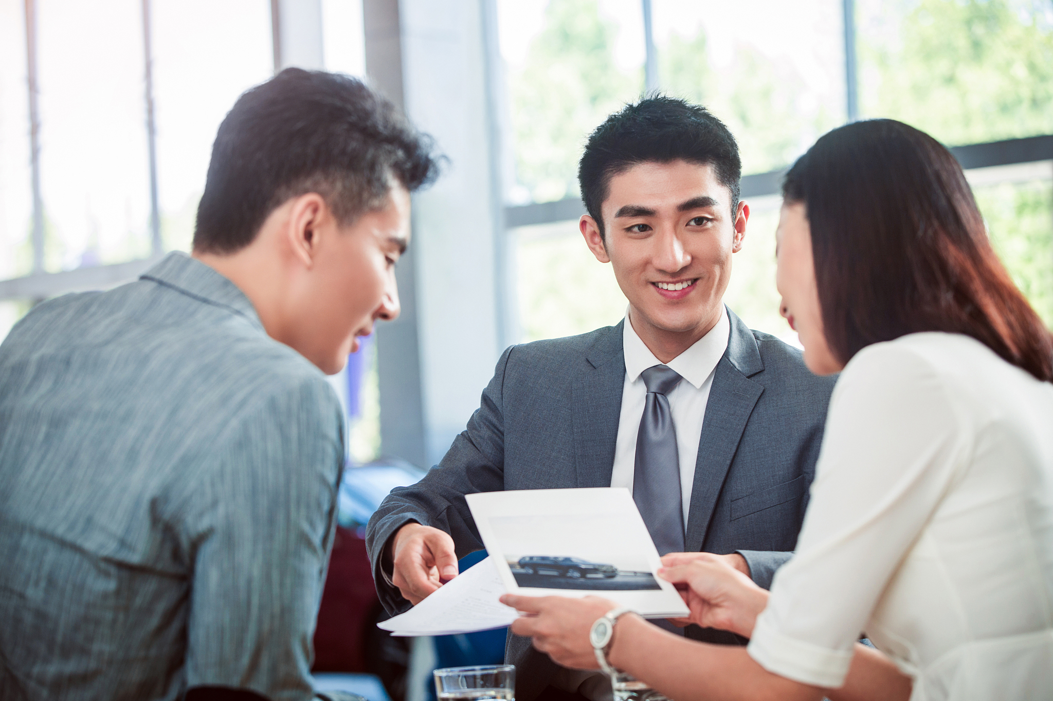 如何成功找到销售工作：我的求职经验分享