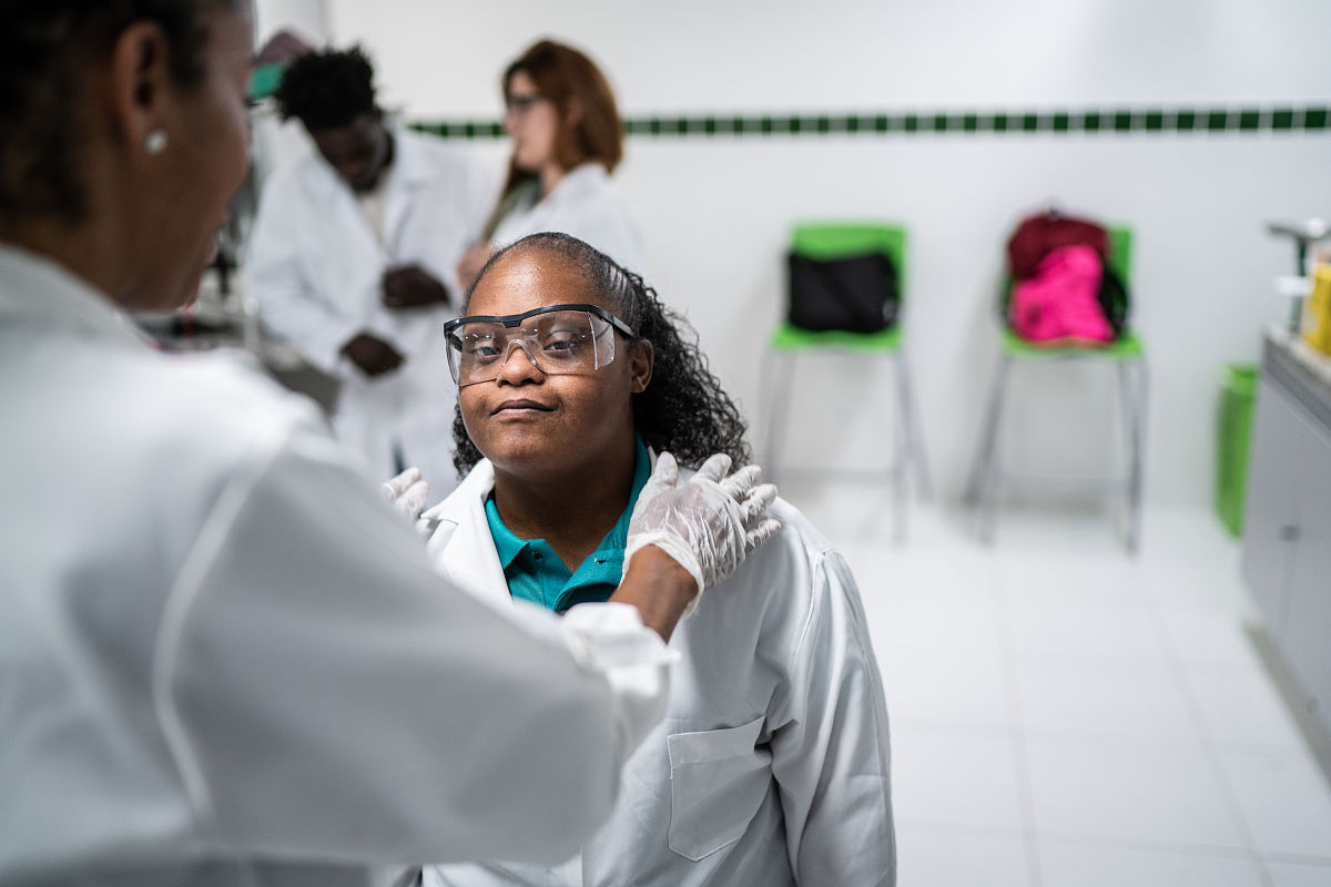 陕西高中上什么中专学校好用发