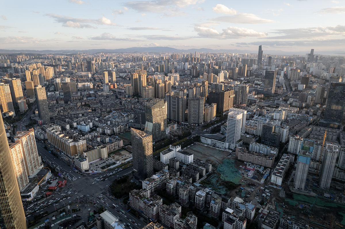 云南初中生升学指南：2023年升读中专的选择与建议