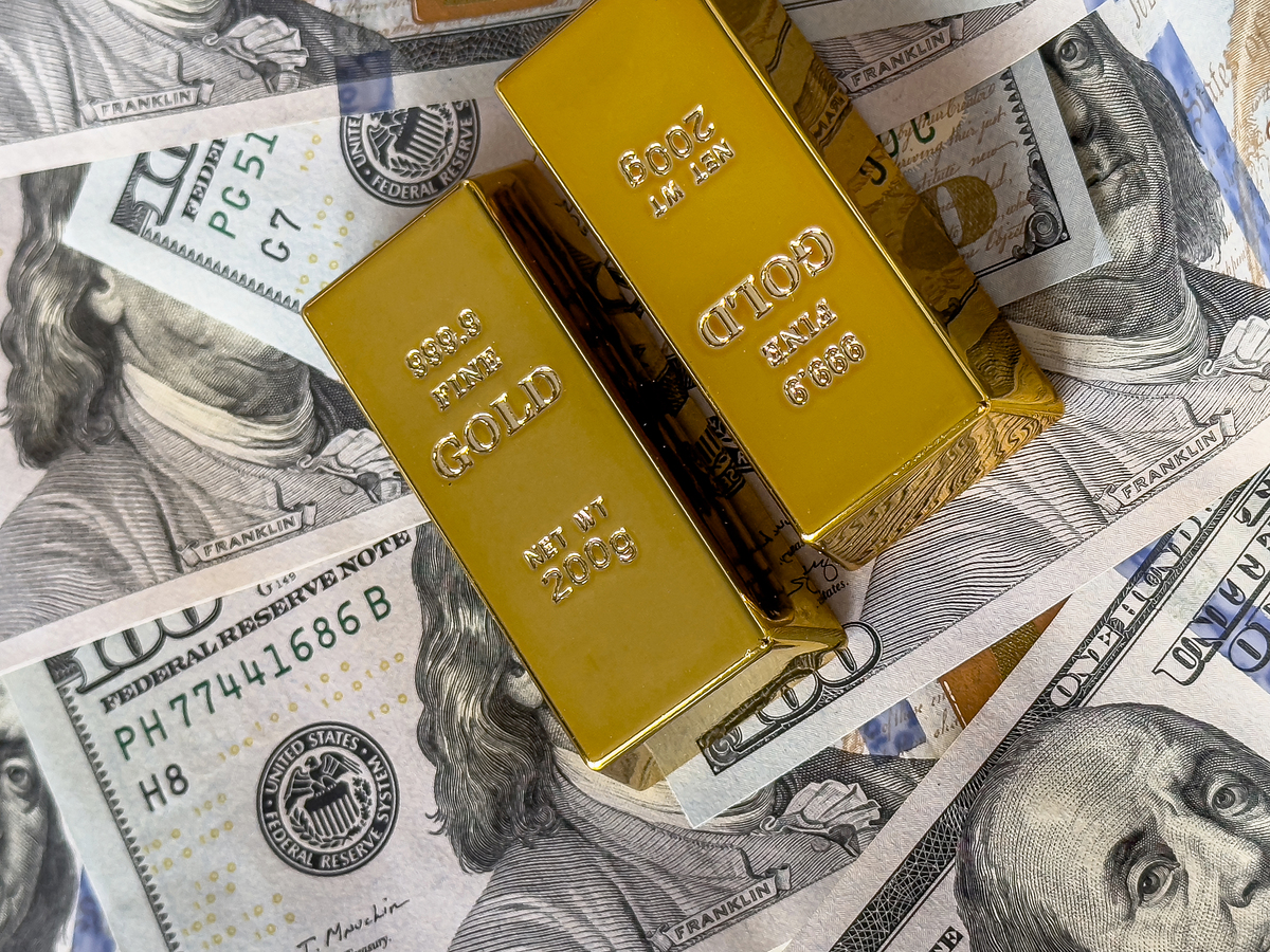 为什么黄金几乎在所有闻名里都是贵金属并且作为了货币？