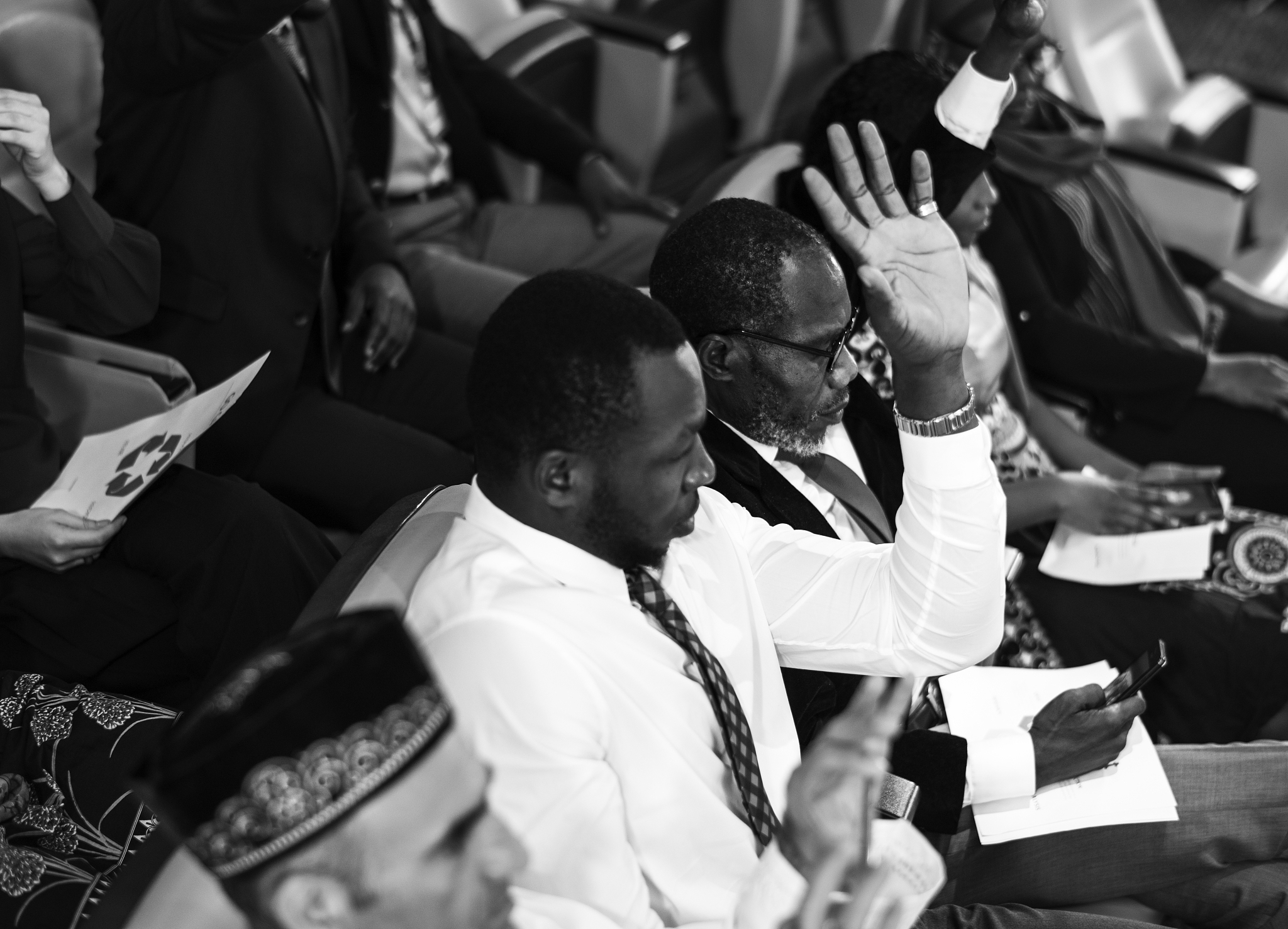 调查研究方法：从目的到报告的完整指南