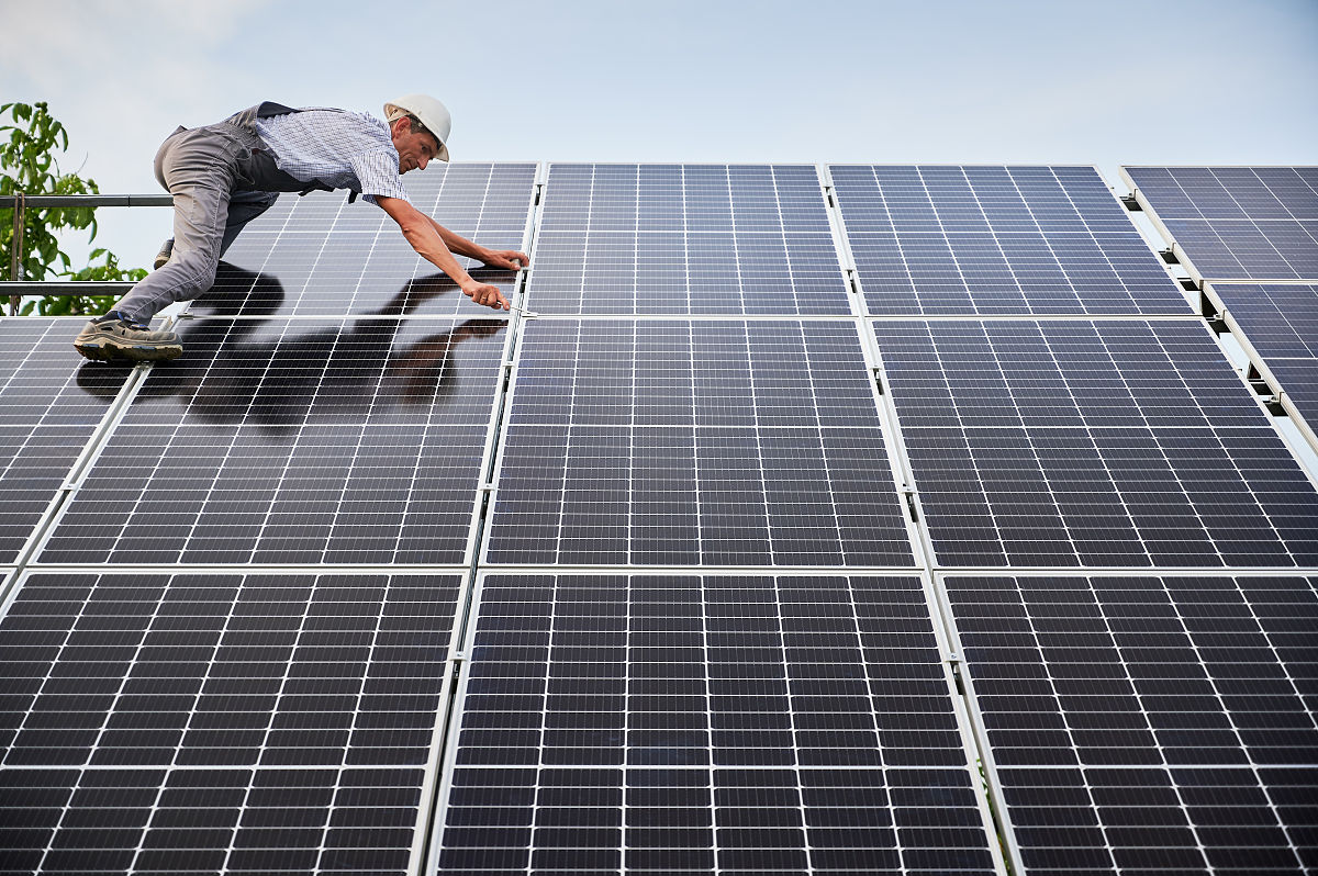 光伏安装流程详解：从选址到维护，一步步带你了解