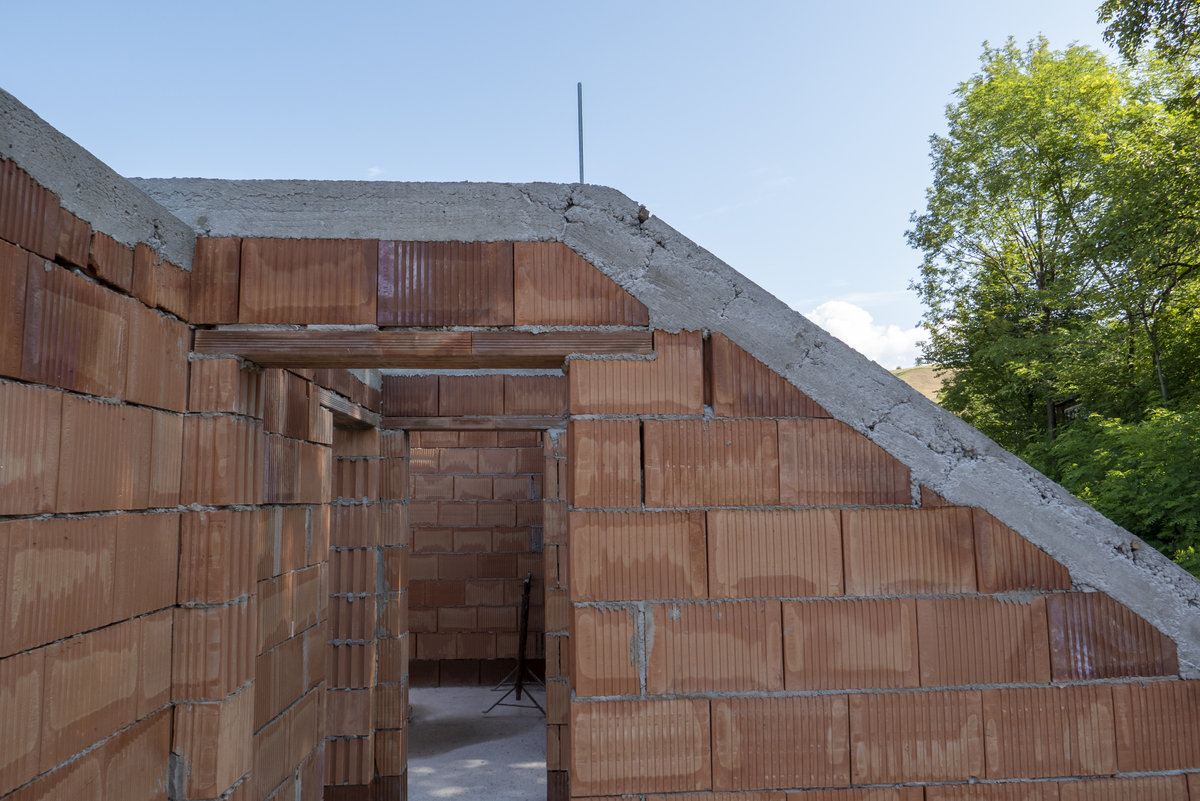 建筑材料知多少：水泥、钢材、木材、玻璃及新型建材
