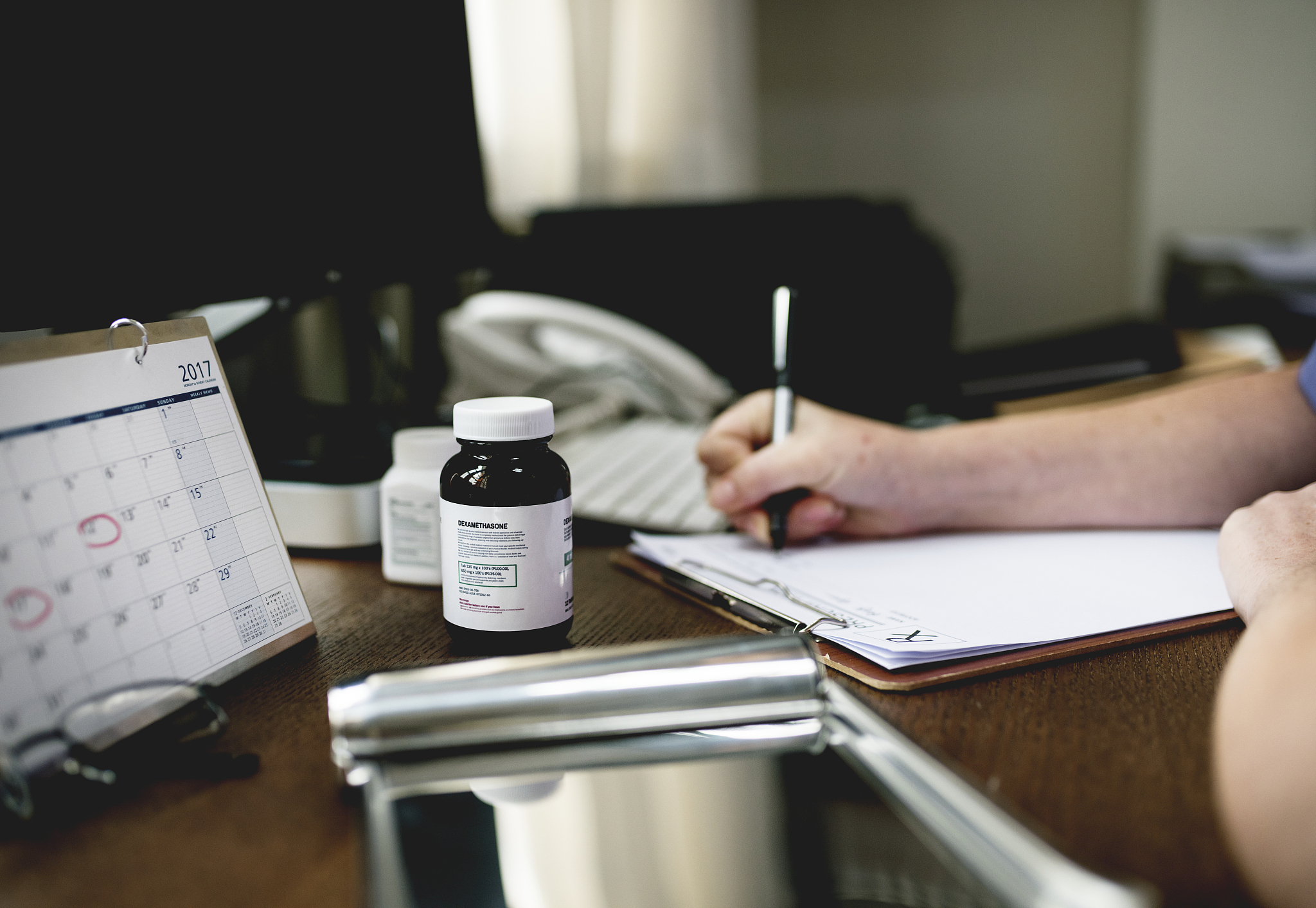 哺乳期可以滴左氧氟沙星滴眼液吗