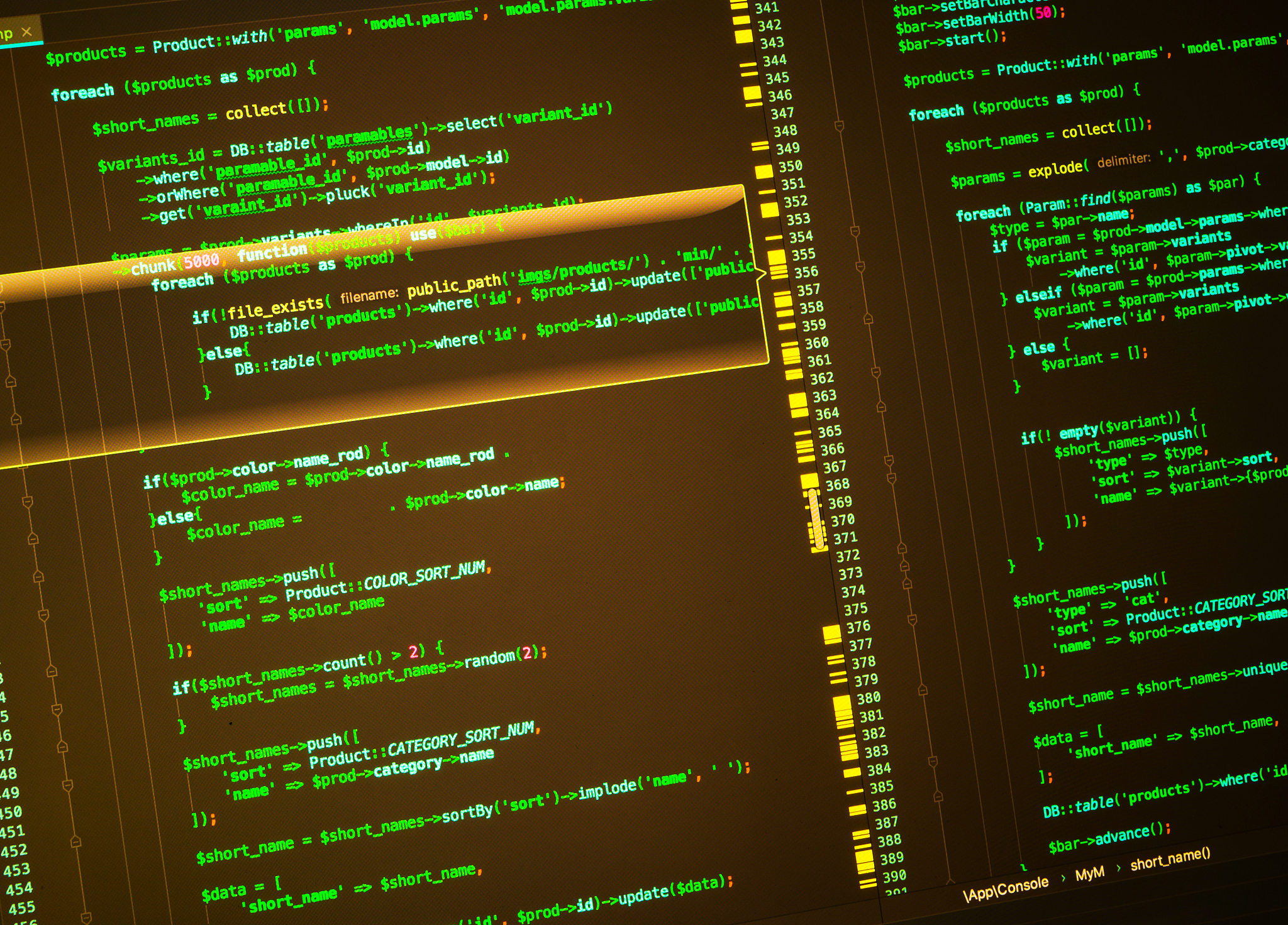 lines of php coding on the screen. site developing