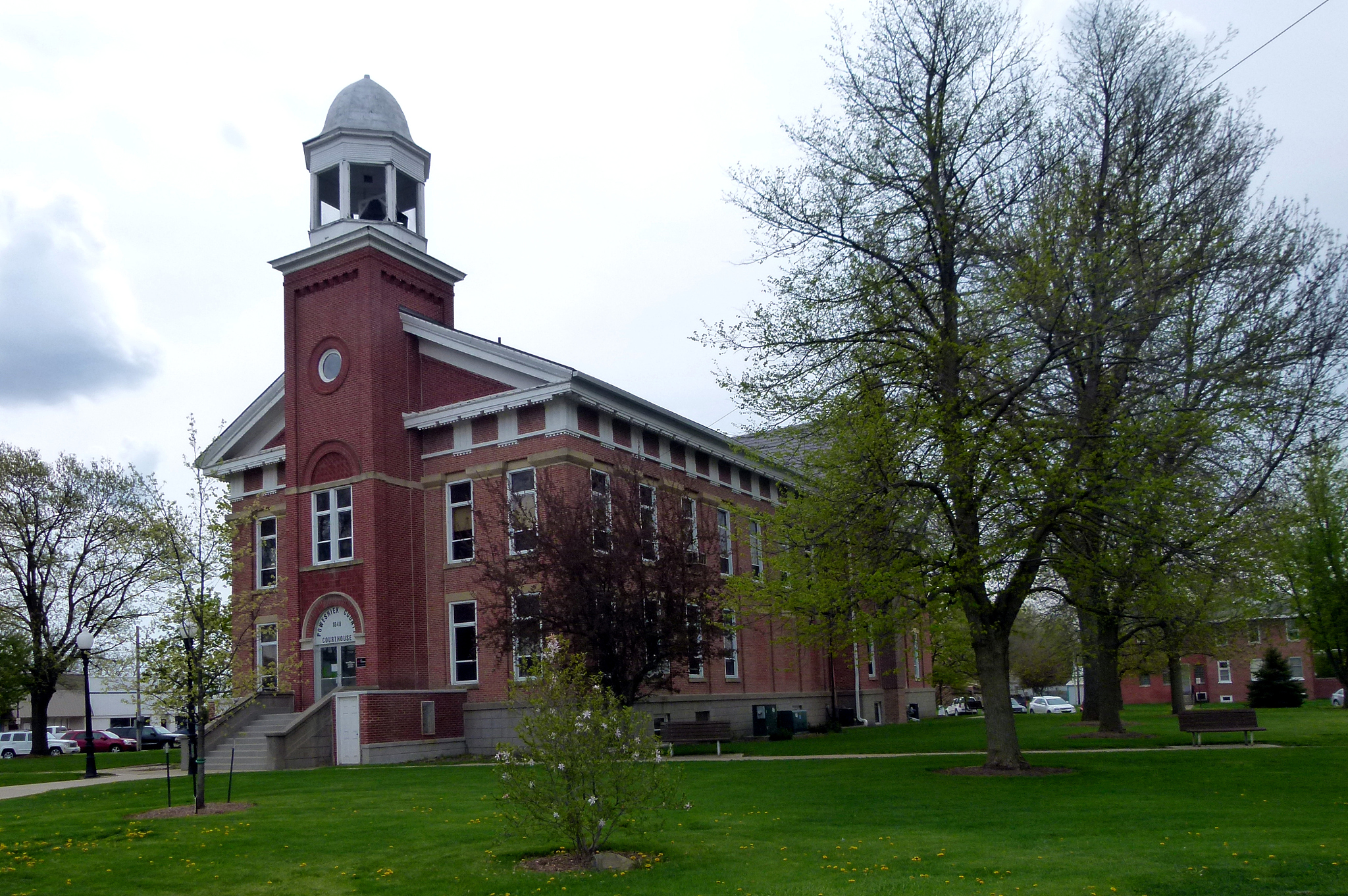poweshiek county courthouse