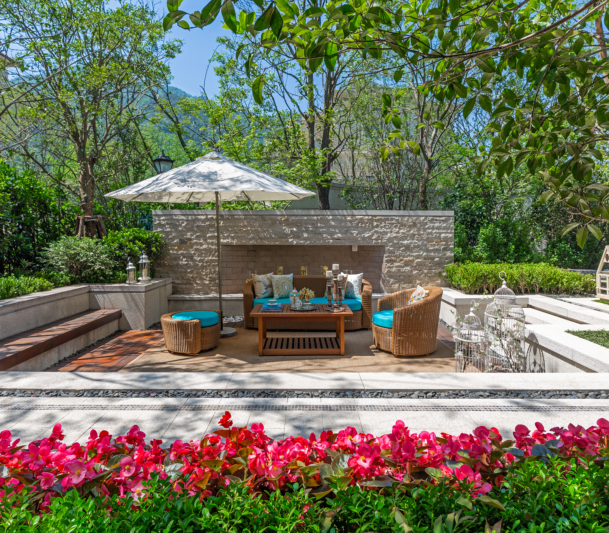 大户院子庭院软装设计：高端家具打造舒适户外空间，享受生活乐趣