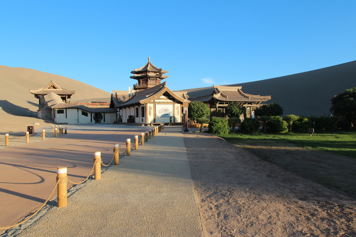 陕西榆林：能源之都，沙漠奇观，历史文化之旅