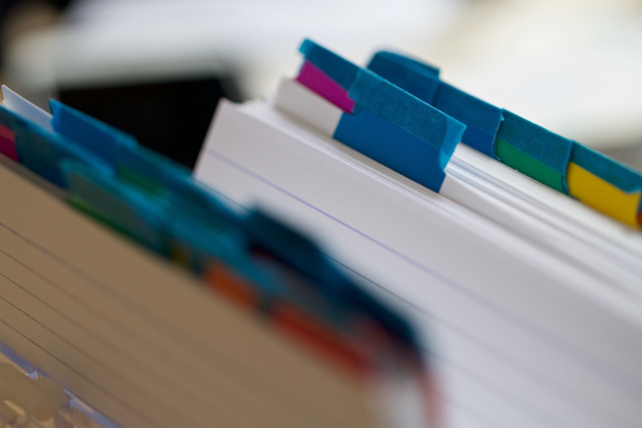 档案管理牌：高效管理文件和信息的工具