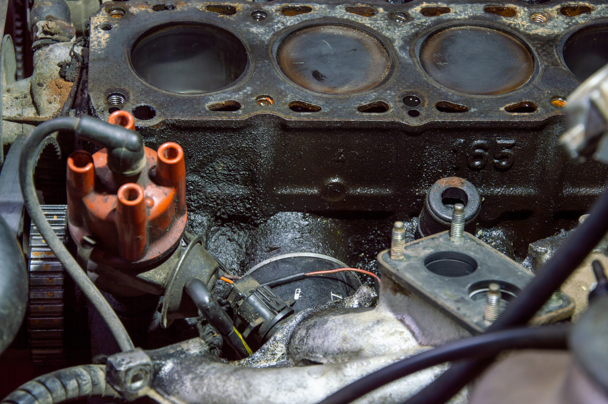 斯太尔375柴油泵压力不足的原因及解决方法