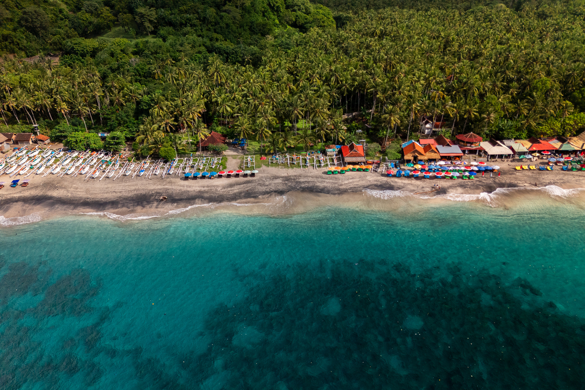 朋友：泰国芭堤雅的地方不错我来自泰国我该如何回答他？