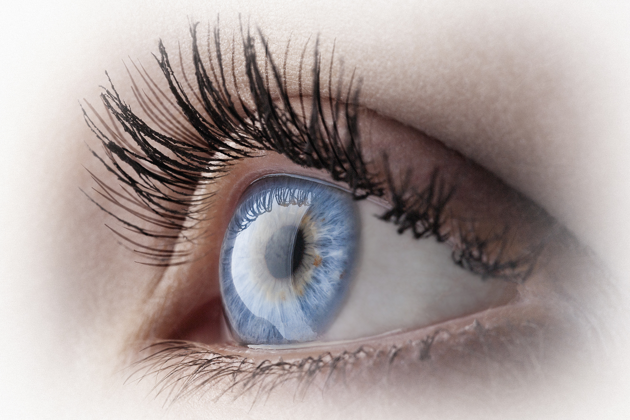 blue eye