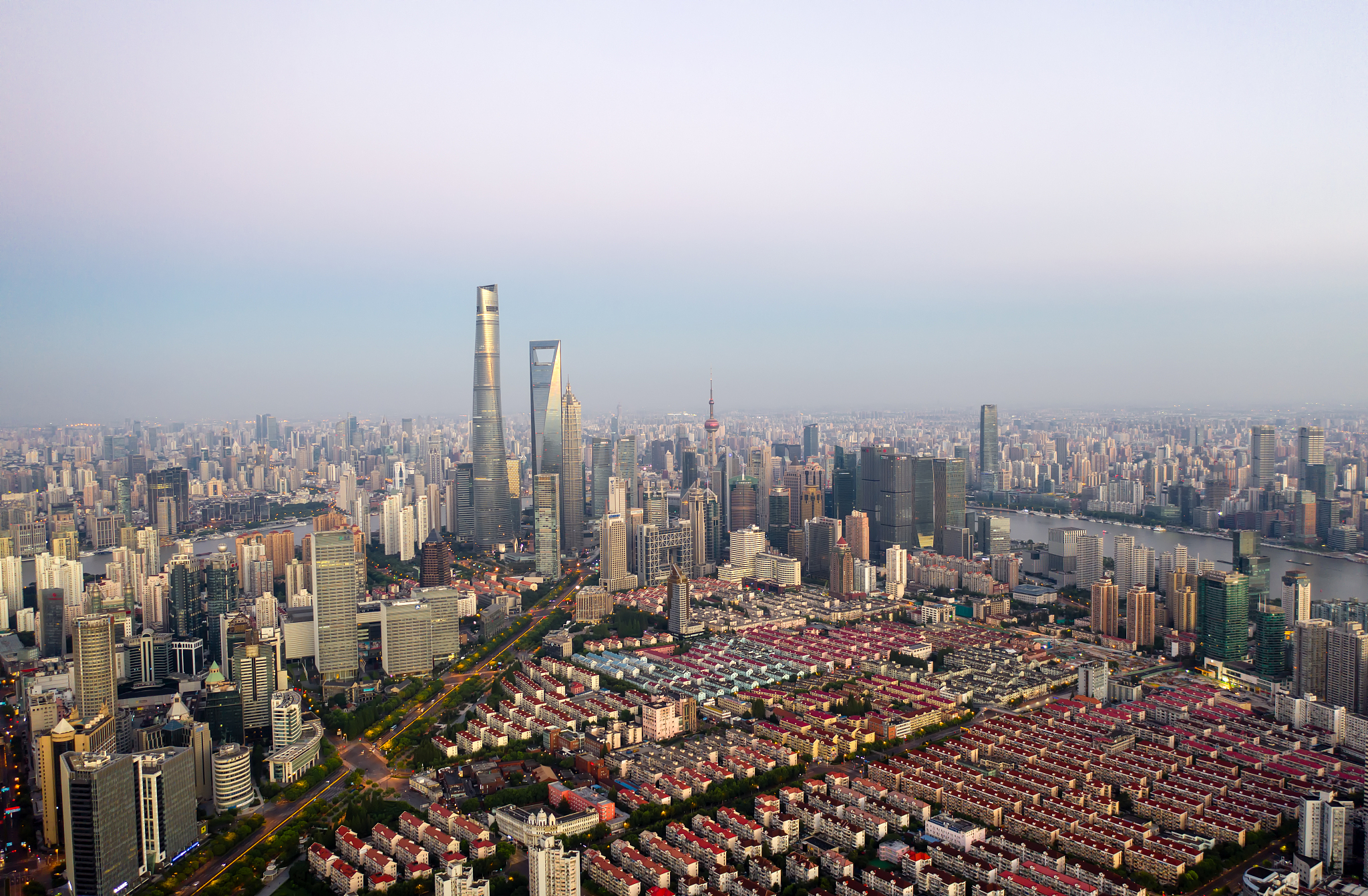 上海重磅举措激发新质生产力，助力经济高质量发展