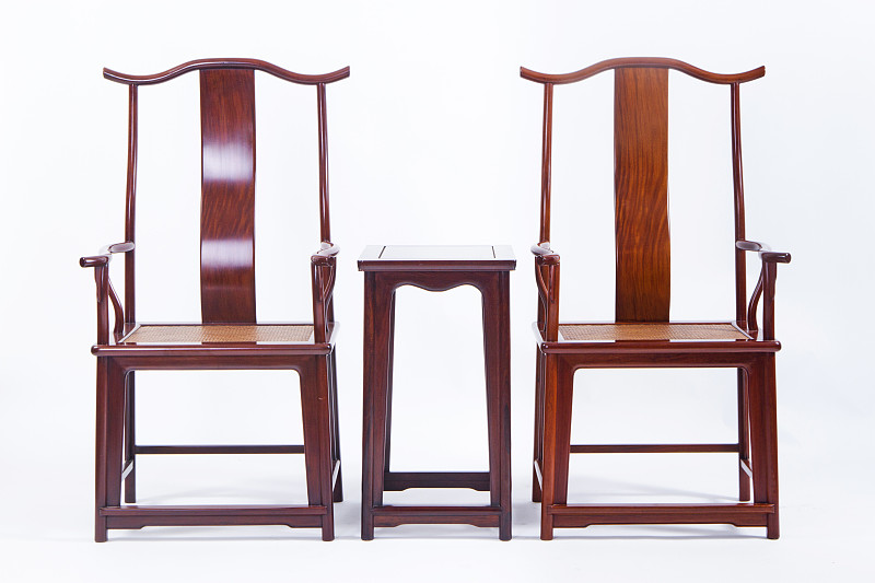 红木布艺椅子: 材质说明与搭配指南