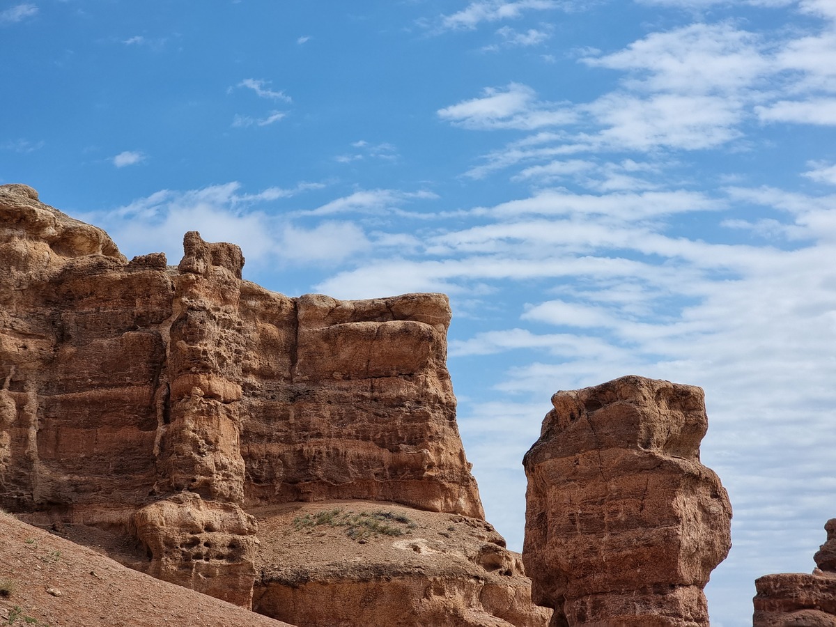 西北地区旅游攻略：壮丽自然、丰富文化、美味佳肴