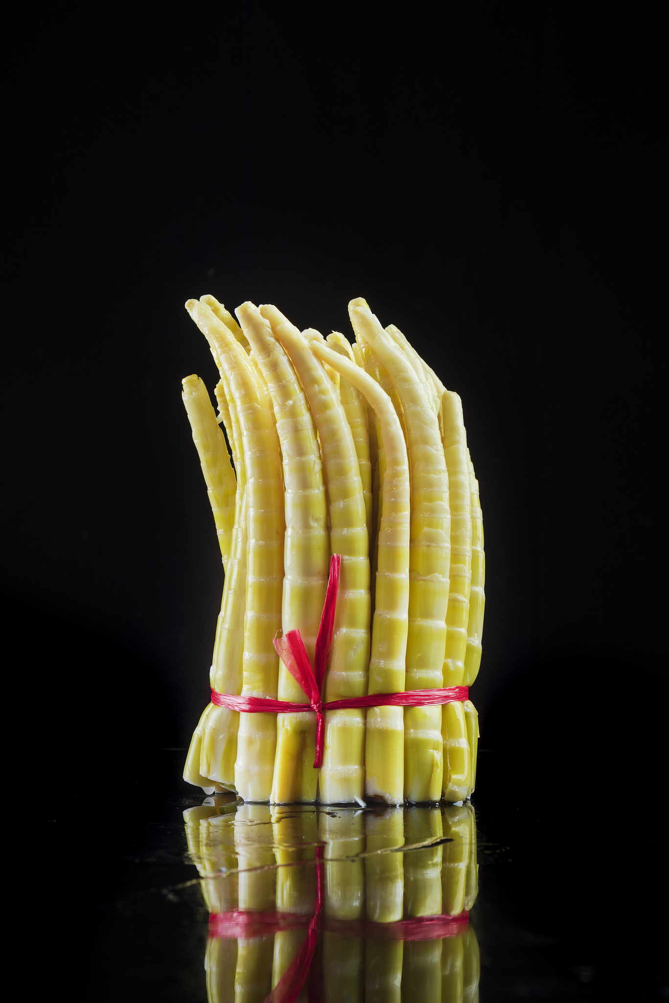 改写10条文案内容关于：珍珠玉米笋：吃过玉米但你吃过玉米笋吗 玉米笋就是玉米幼年期的嫩芯海底捞严选生长周期20天左右的玉米笋既有玉米的香味又有笋的脆嫩！