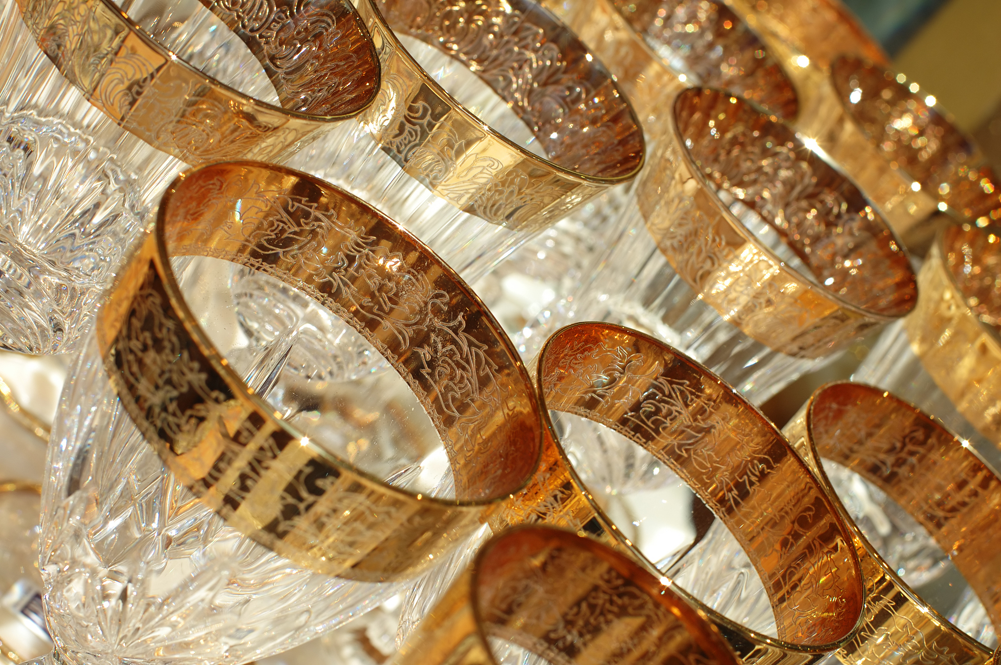 gold glasses