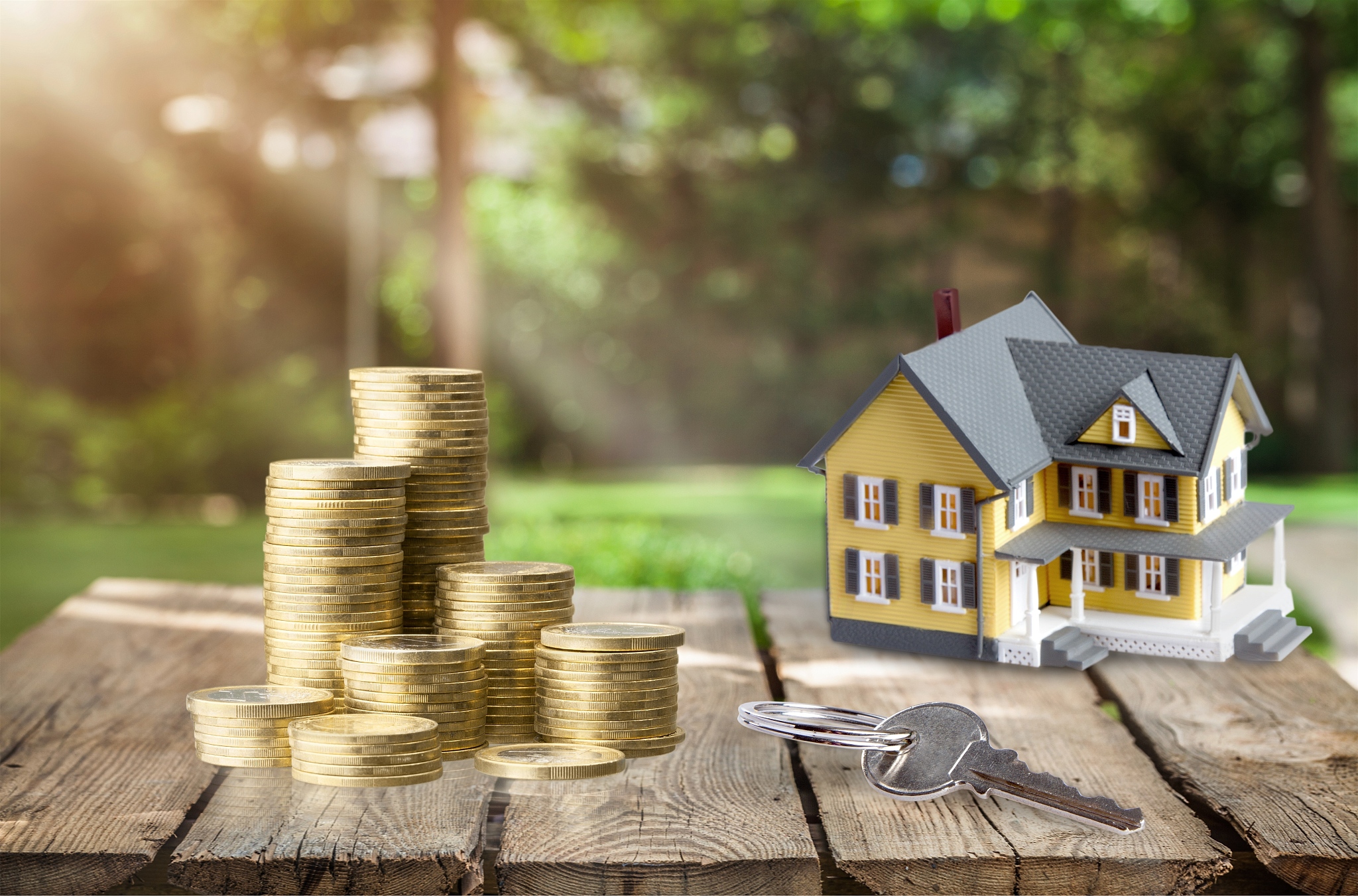 你按照105的APR从银行借入偿还期为30年的10万美元。每月的支付是多少？如果你必须支付两个百分点的预付意味着你仅从银行得到98000美元这笔按揭贷款的实际APR是多少？