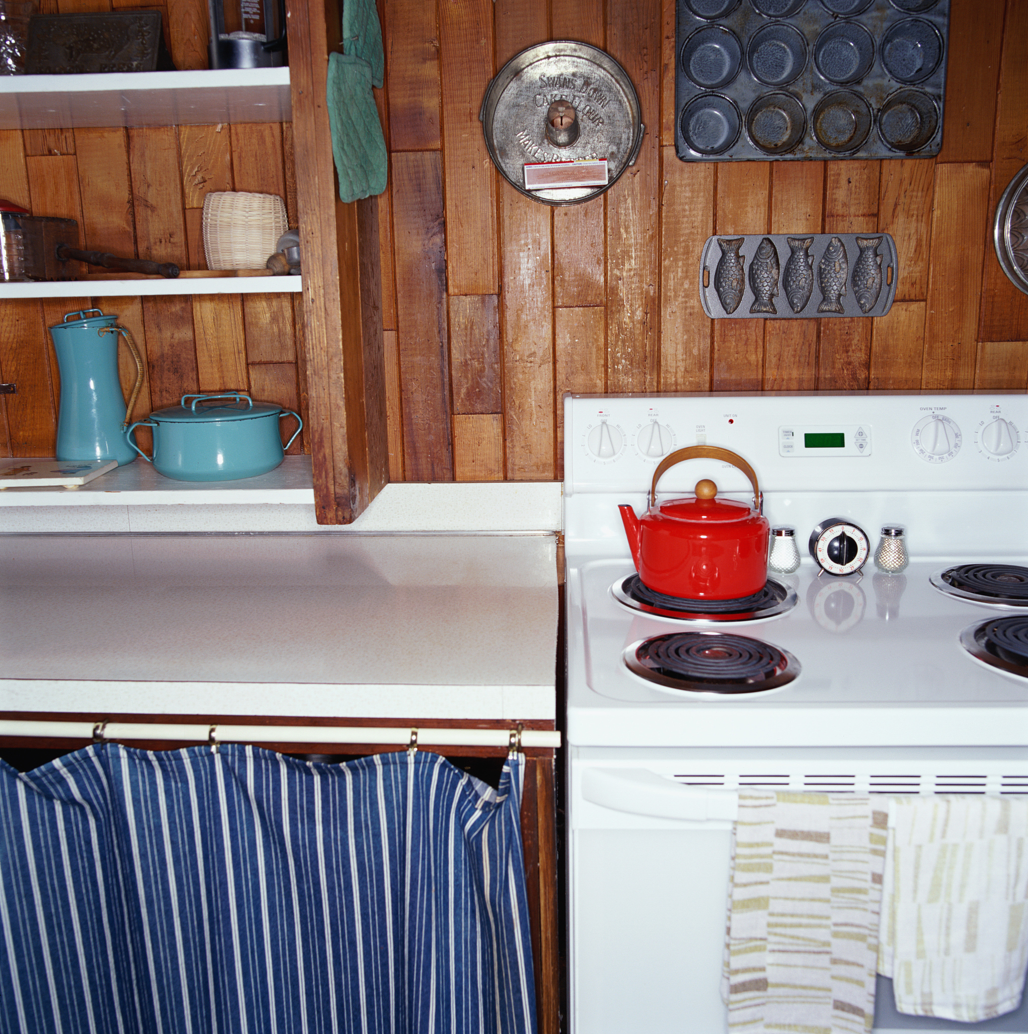 你好您好！有什么可以帮到您呢？写一篇关于家电的文案