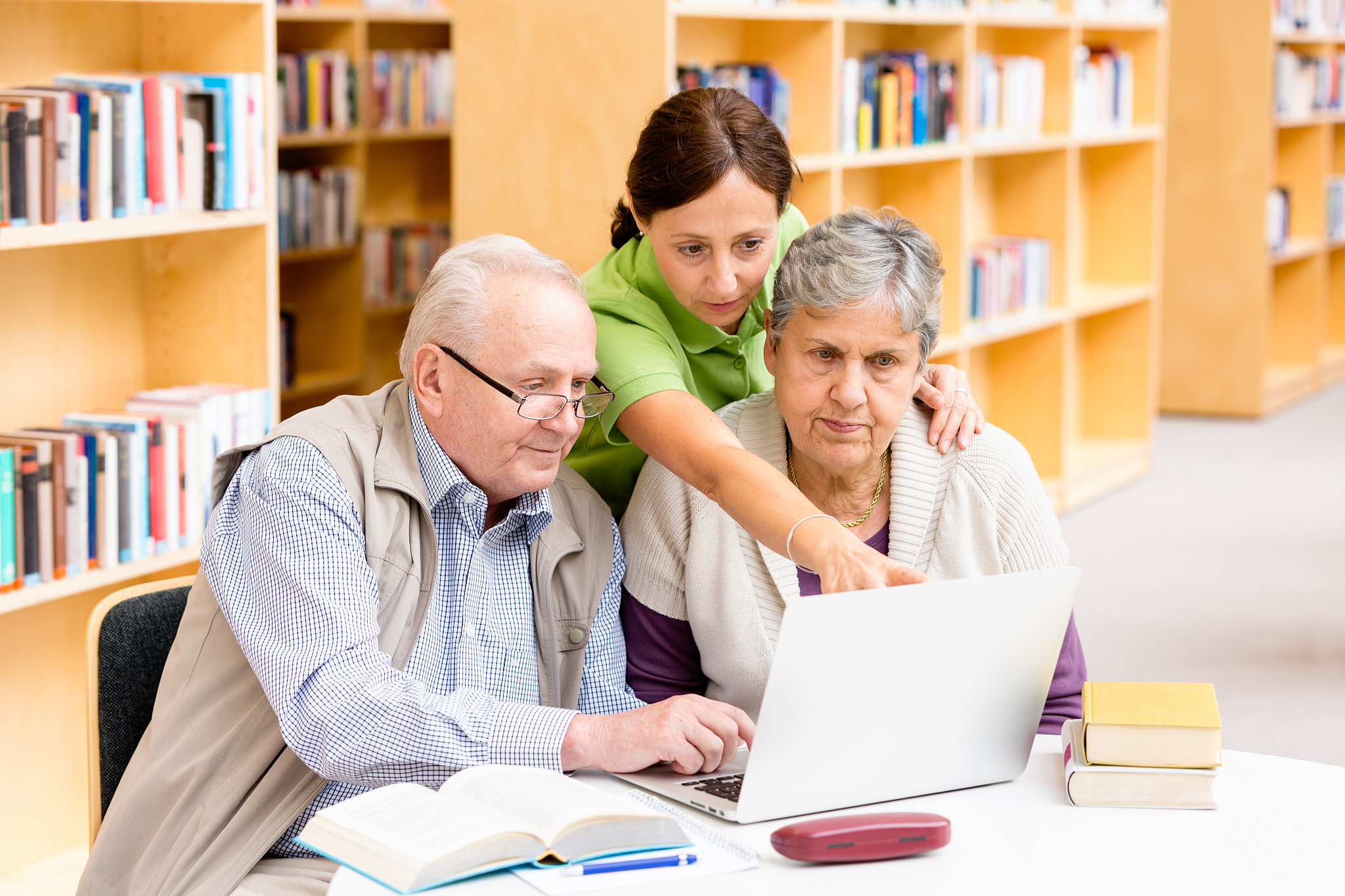 重庆护理专业就业方向：就业前景分析与发展趋势