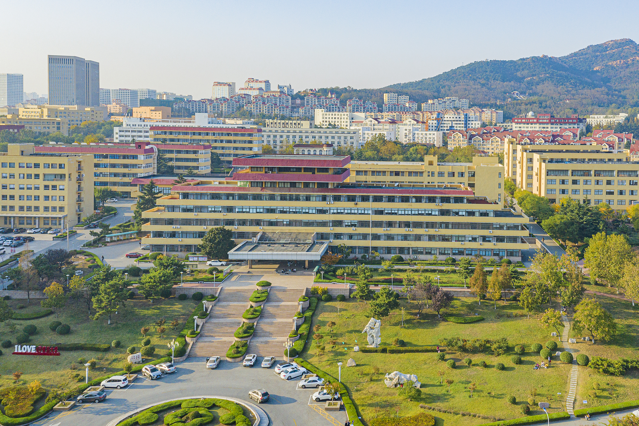 青岛大学医学院护理学专业课程设置：培养高素质护理人才