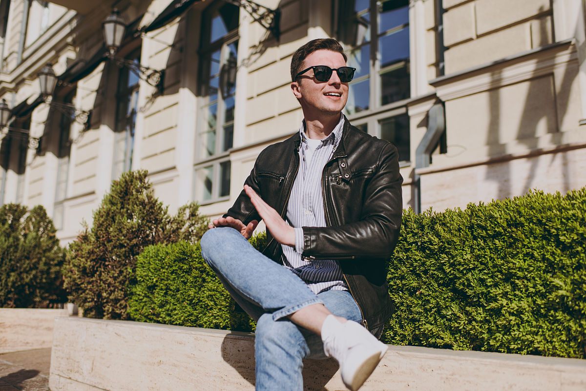 寻找微笑 - 校园微电影剧本