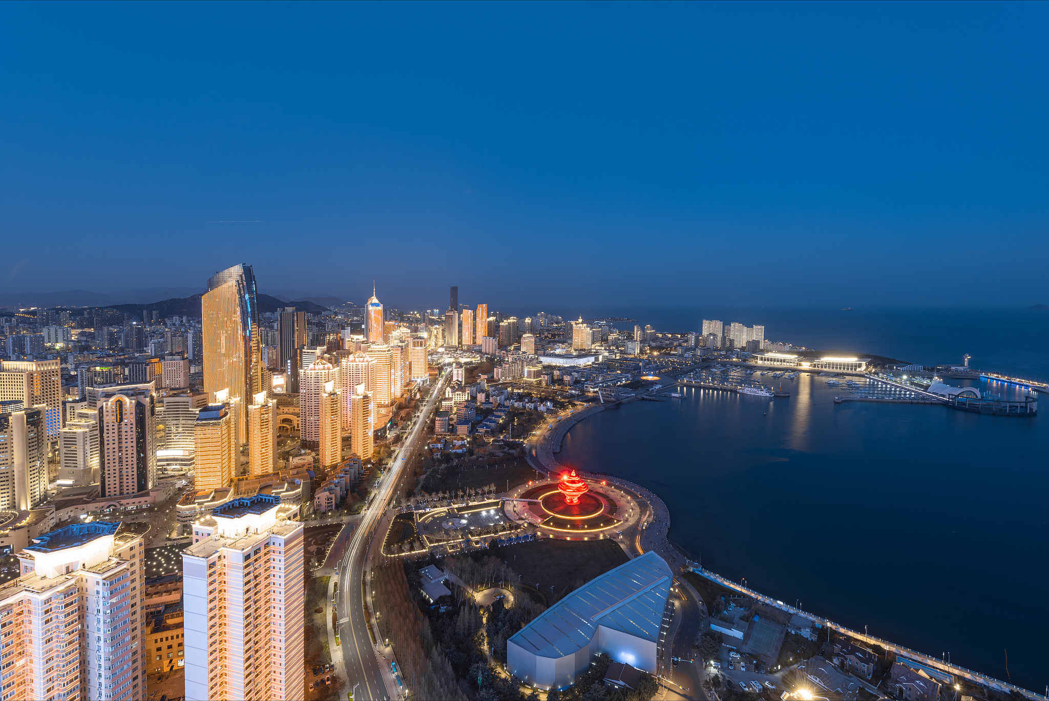 基于夜间灯光遥感数据的胶东湾生态经济区城市群分析
