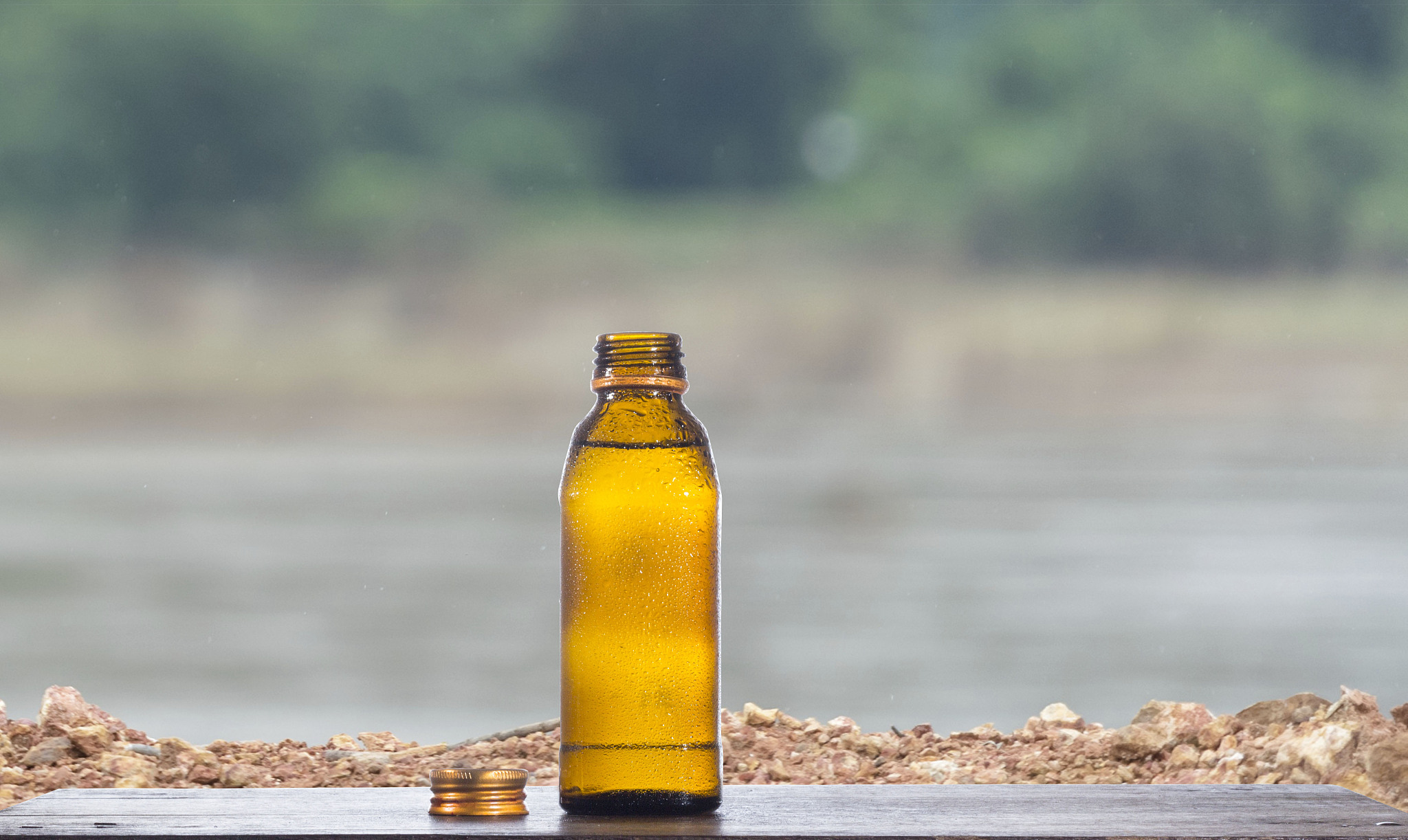 编一个销售功能饮料的广告词
