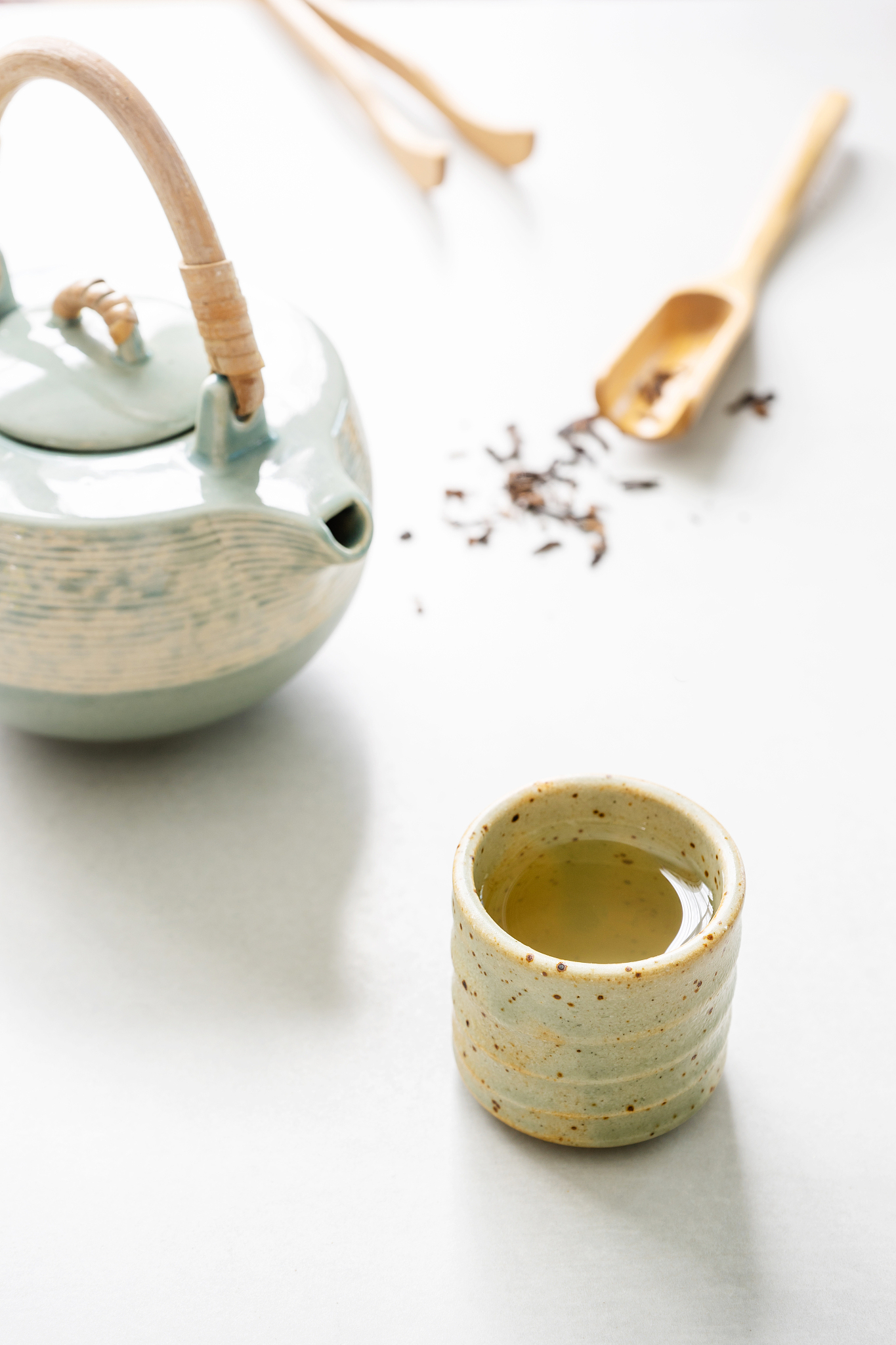 traditional japanese herbal tea recipe prepared in ceramic teapo