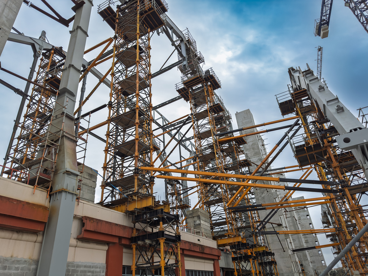 首钢水城钢铁集团有限责任公司中等专业学校建筑工程施工专业教学课程包含哪些；：：；；第三件事输入分隔符################