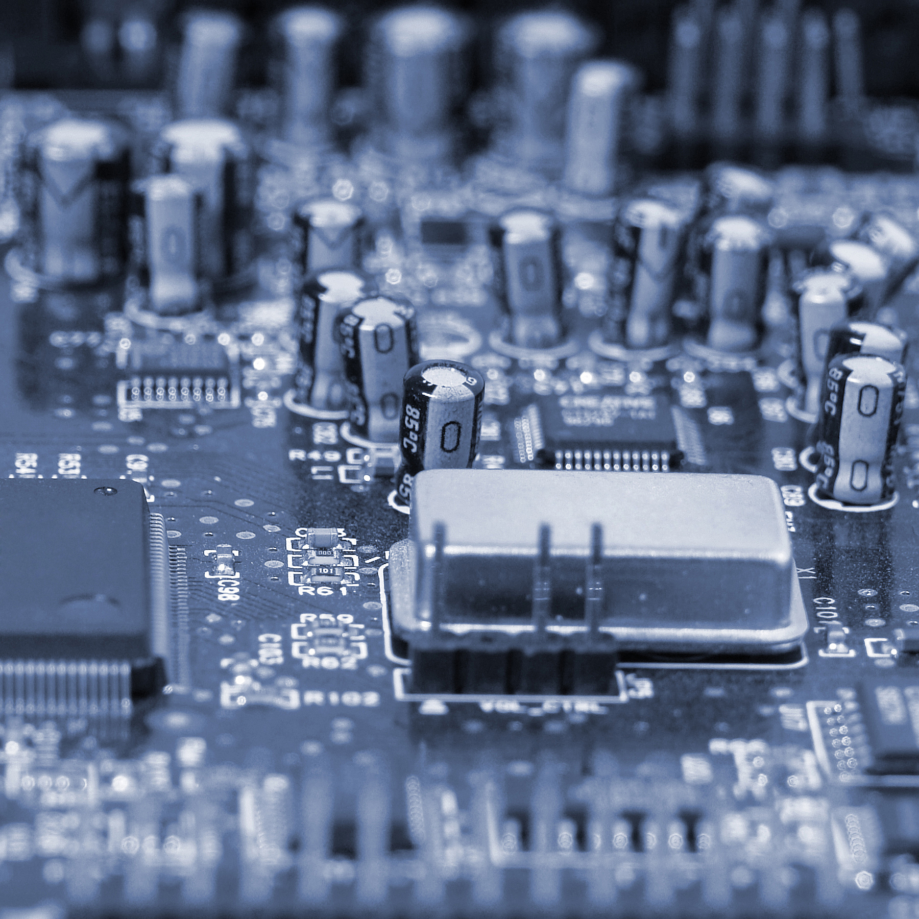 Monolithic English Literature1 About SCM It can be said across the twentieth century the three "electric" era that is electrical era the electronic age and has now entered the computer age H