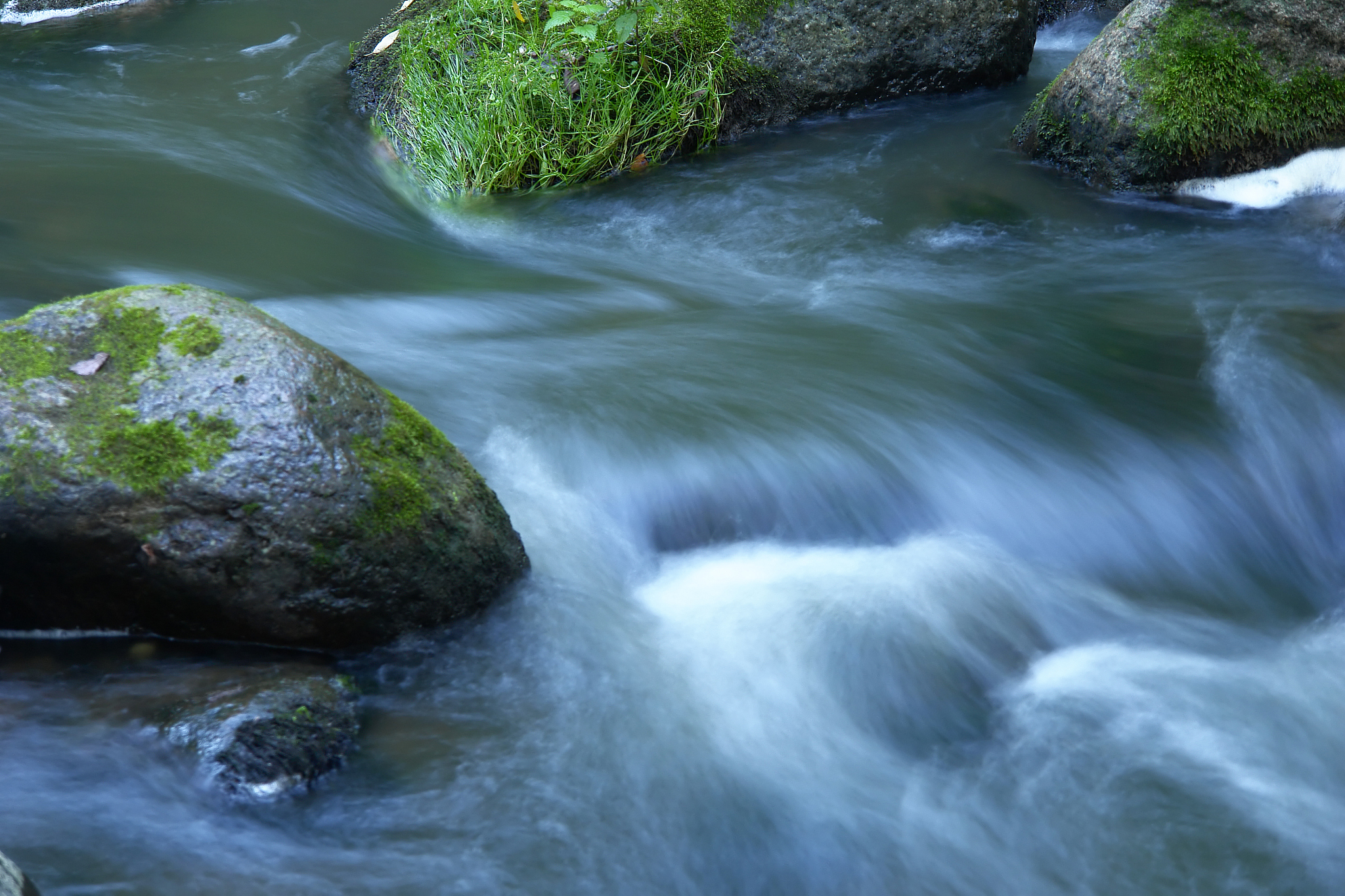 小溪流水响叮咚 音乐教学设计
